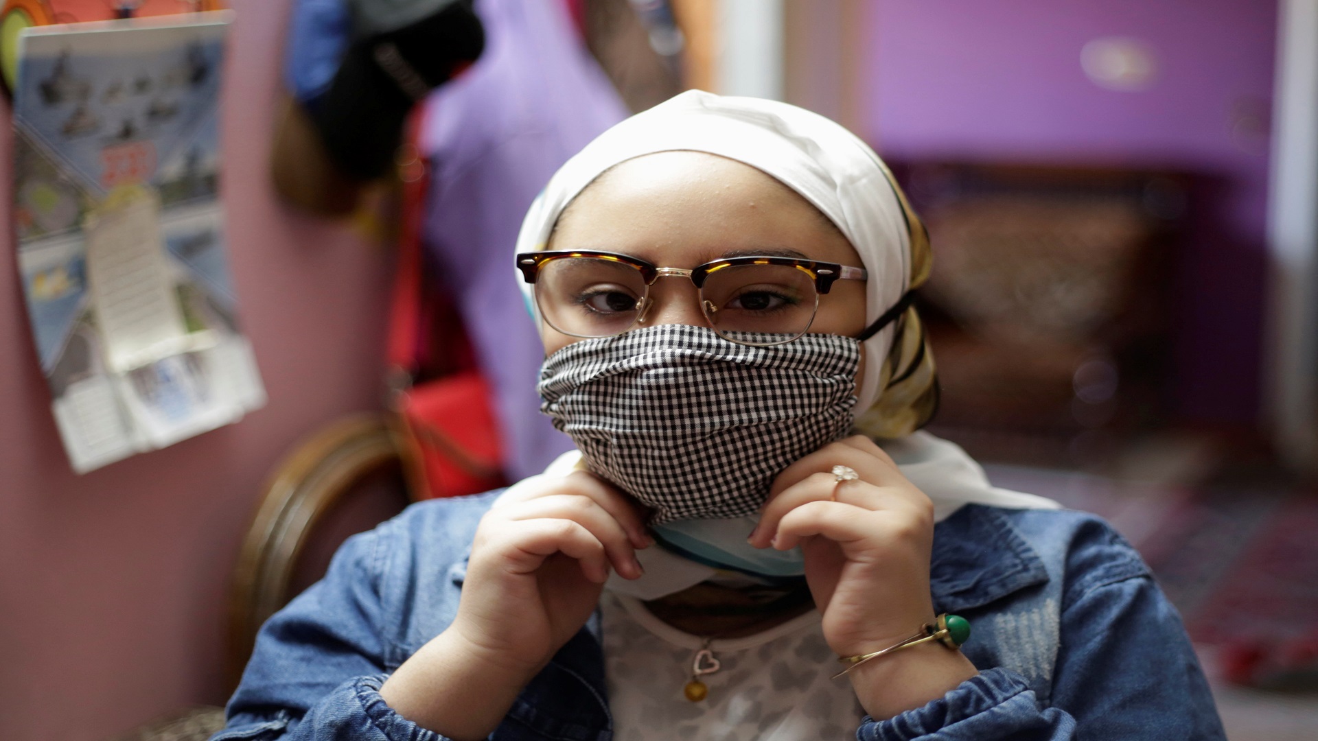 صورة بعنوان: مصر تضيف للحصيلة 523 إصابة جديدة بفيروس كورونا و23 وفاة 