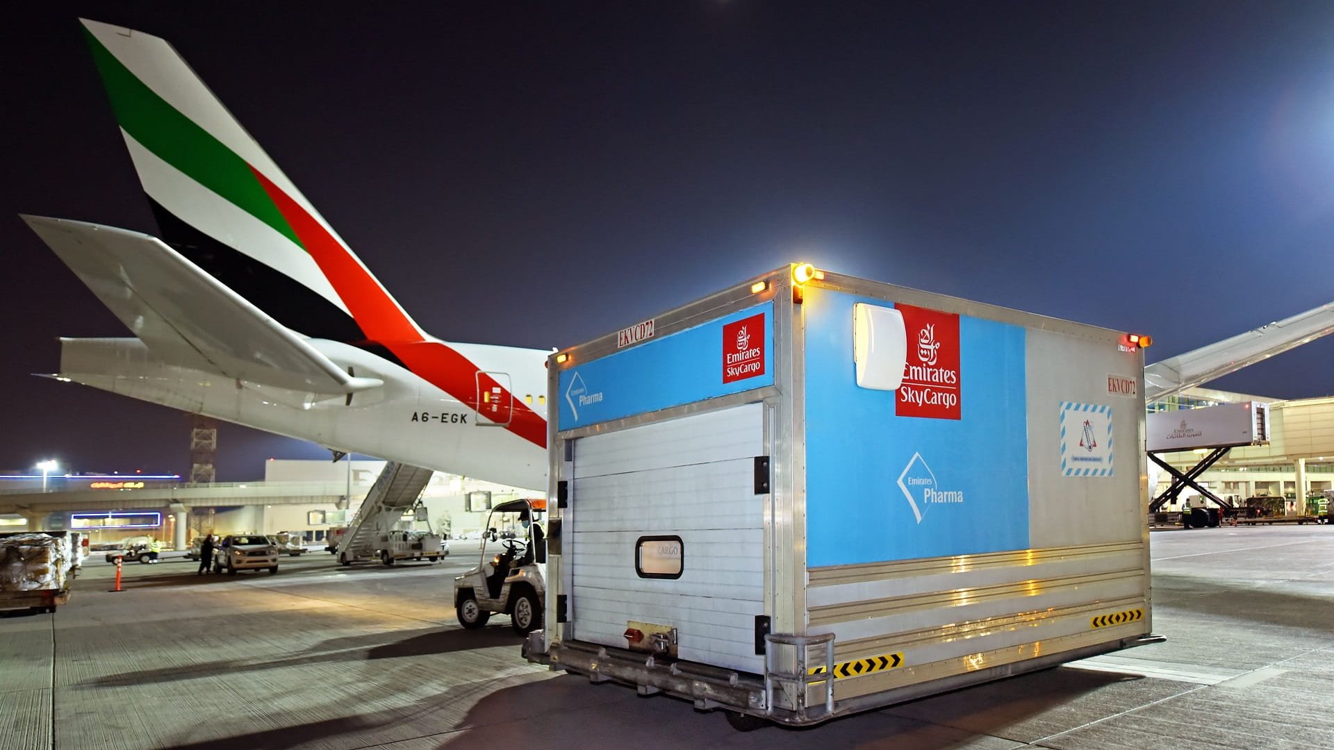 Image for the title: Emirates SkyCargo transports 1st batch of Pfizer-BioNTech for DHA 