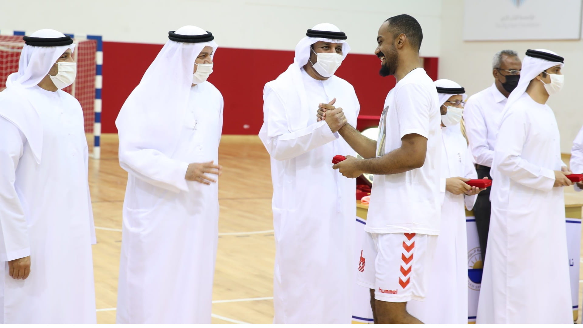 Image for the title: Sharjah crowned the hand league for 15th in its history 