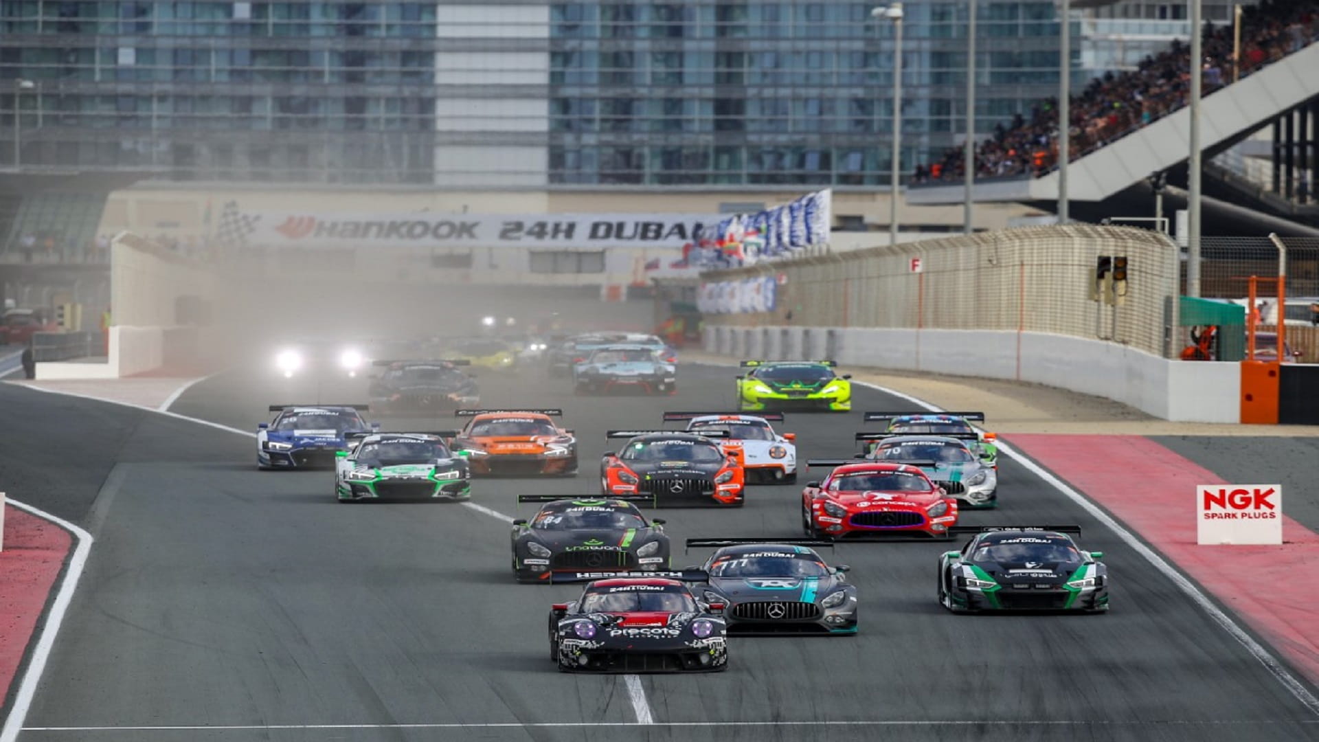 Image for the title: Dubai hosts Hankook 24H on Thursday 