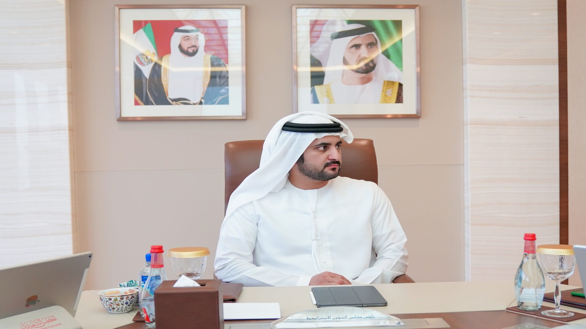 Image for the title: Maktoum bin Mohammed forms Experts Affairs Committee 