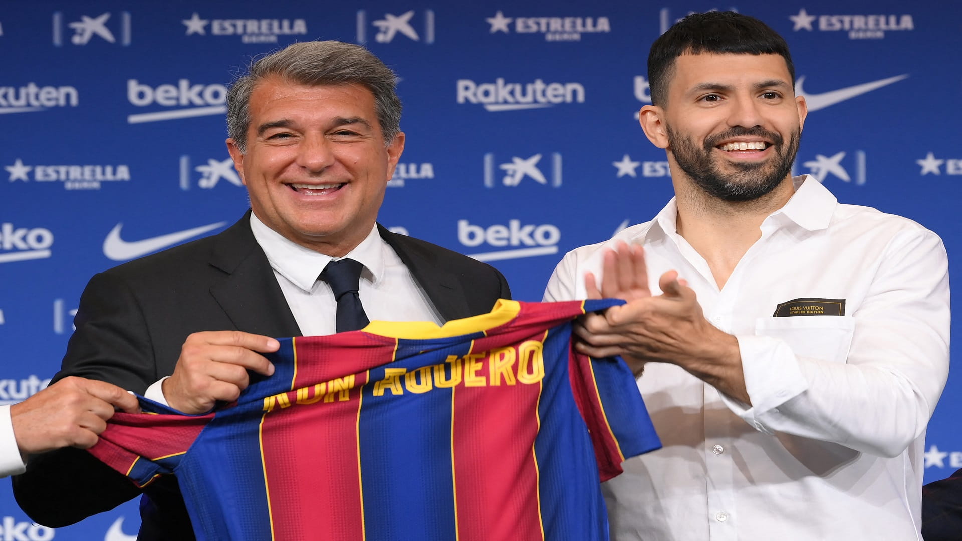 Image for the title: Barcelona confirm Aguero signing from Man City 