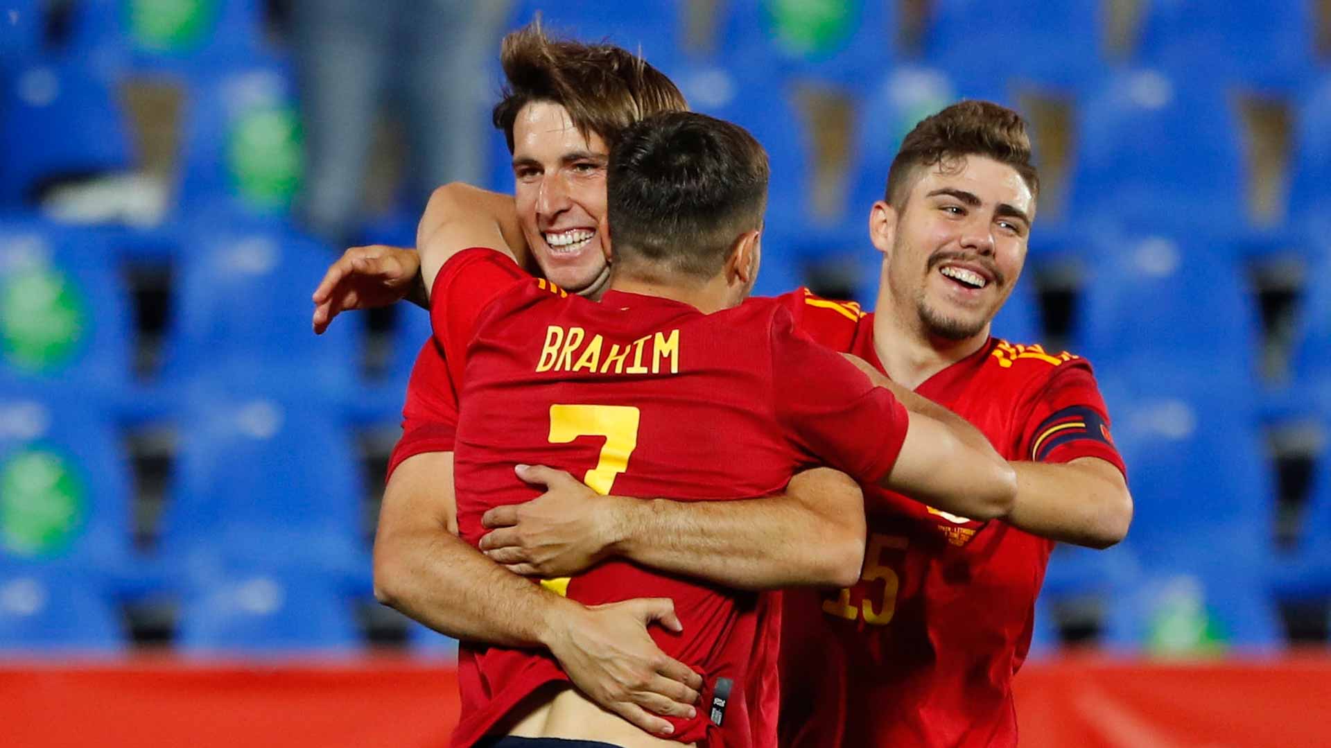 Image for the title: Spain youngsters hammer Lithuania with senior side in isolation 