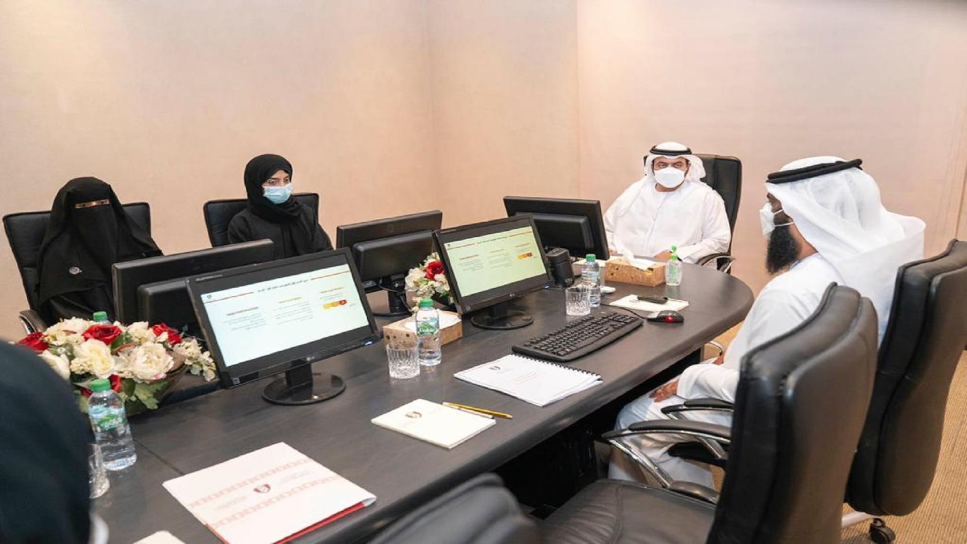 Image for the title: Mohammed Al Sharqi receives director of Fujairah GIS Centre 