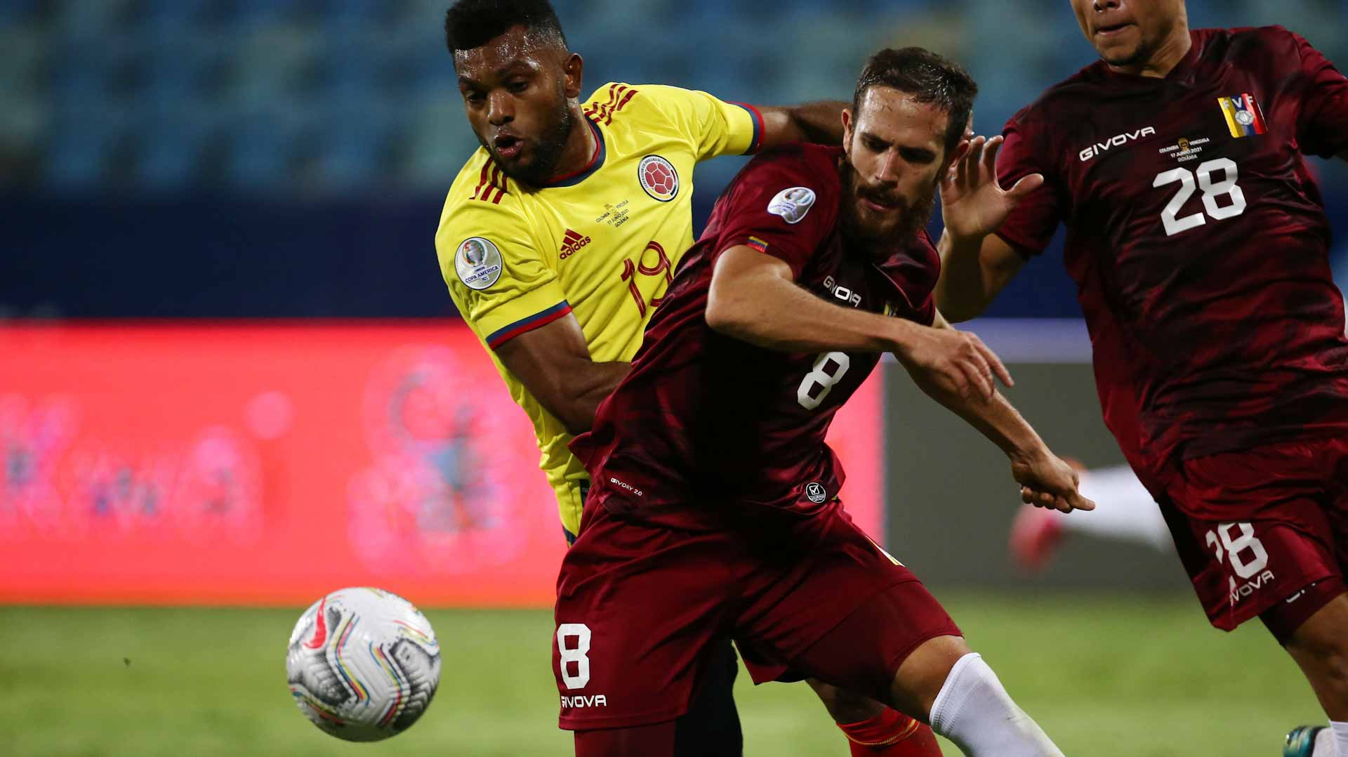 Image for the title: Colombia draw 0-0 with Venezuela in Copa America clash 