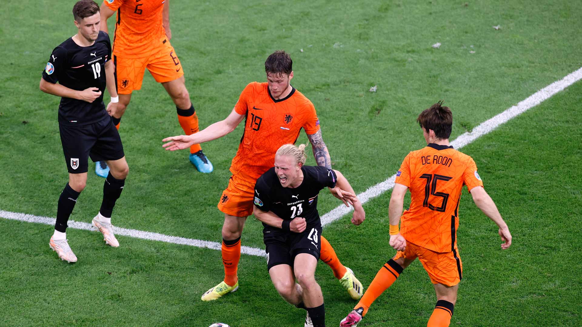 Image for the title: Dutch delight as victory over Austria seals top spot in Group  