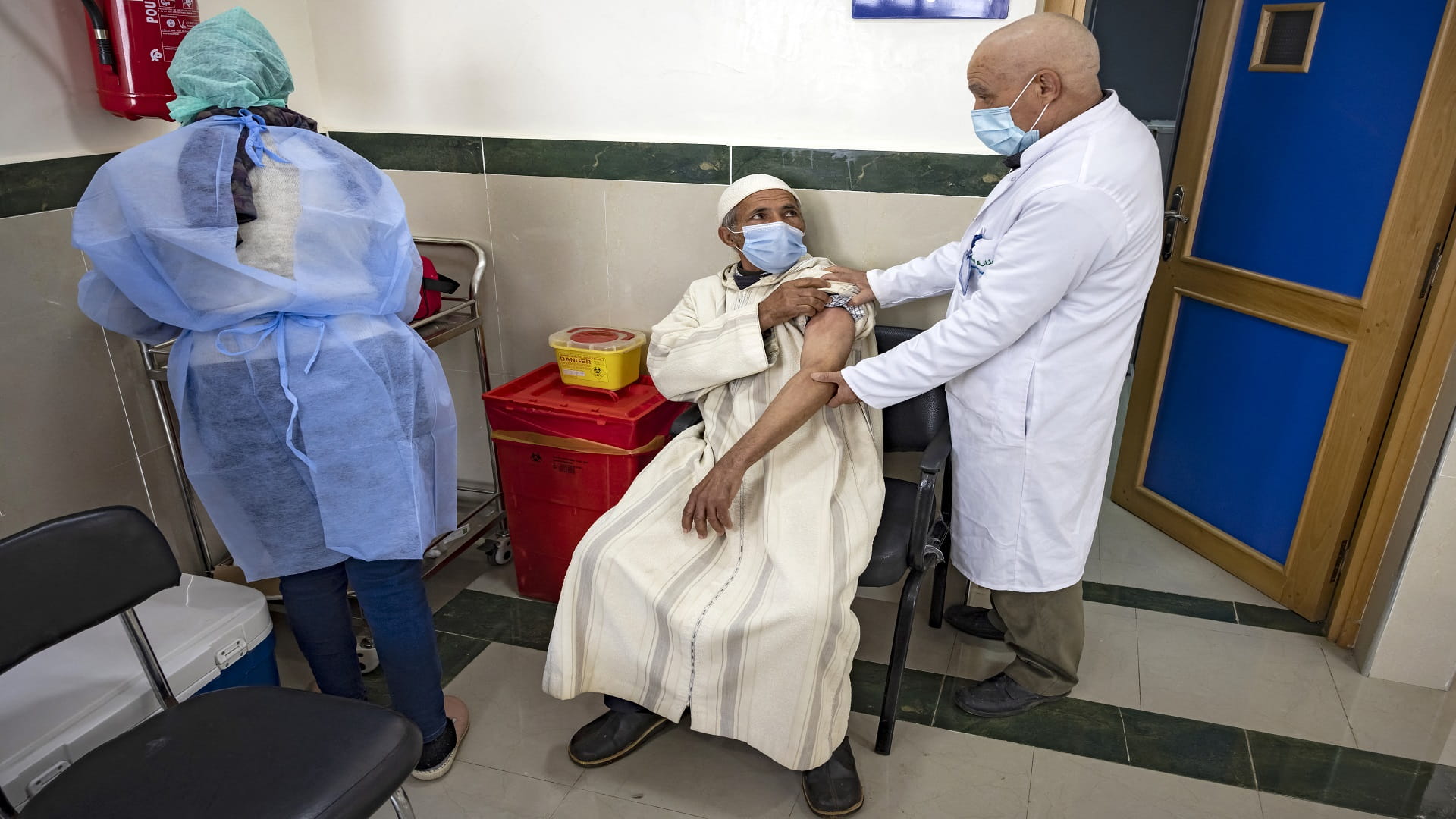 Image for the title: Morocco lists 481 new Coronavirus cases, 8 deaths 