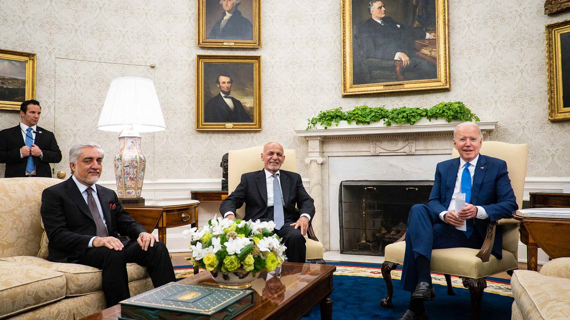 Image for the title: Biden calls on Afghans to 'decide their future' 