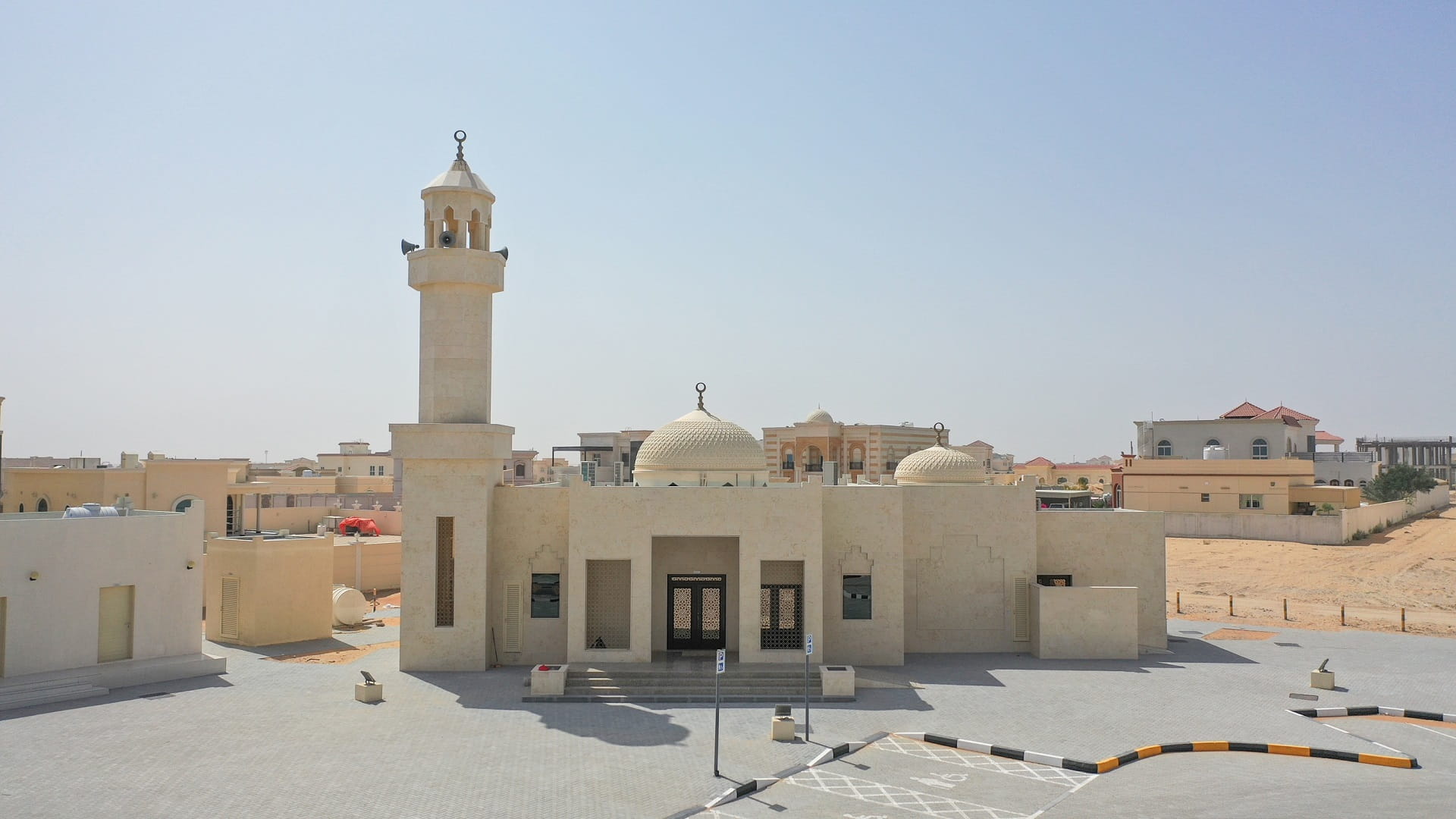 صورة بعنوان: دائرة الشؤون الإسلامية تفتتح مسجدين في مدينة الشارقة 