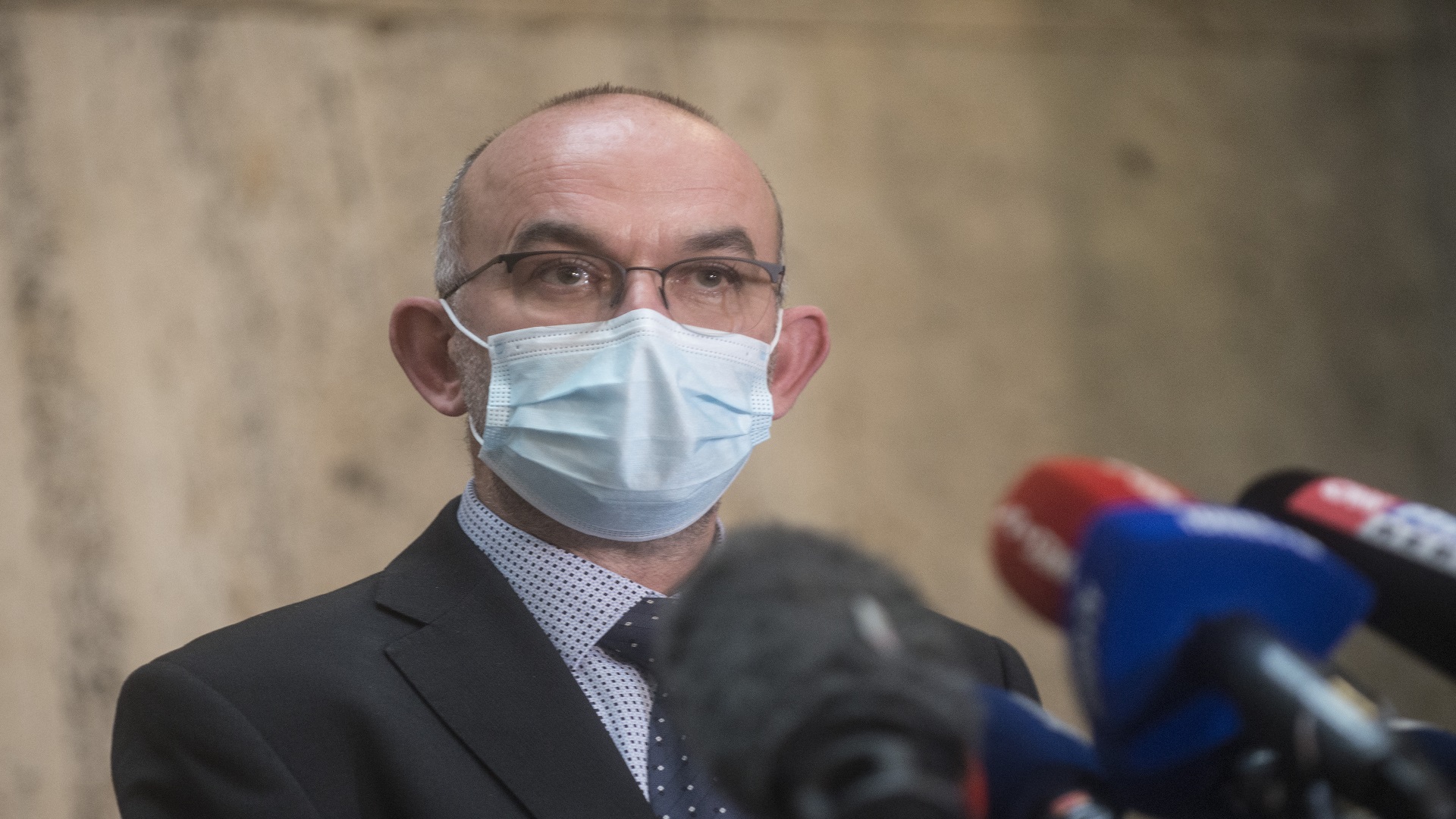 Image for the title: Czech extends pandemic restrictions, no date for easing 