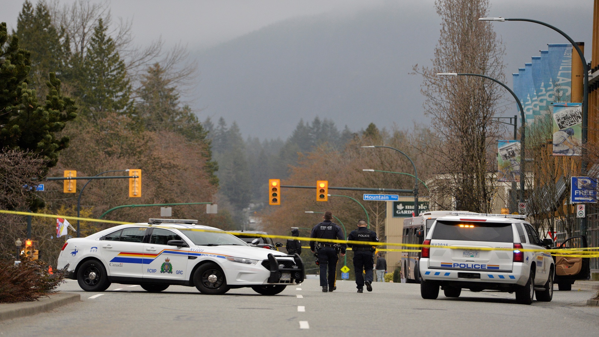 Image for the title: 1 dead, 5 wounded after stabbing attack in Vancouver 