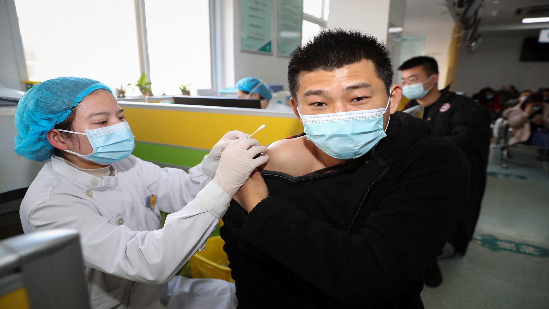 Image for the title: China reports 8 new COVID-19 cases vs 19 a day earlier 