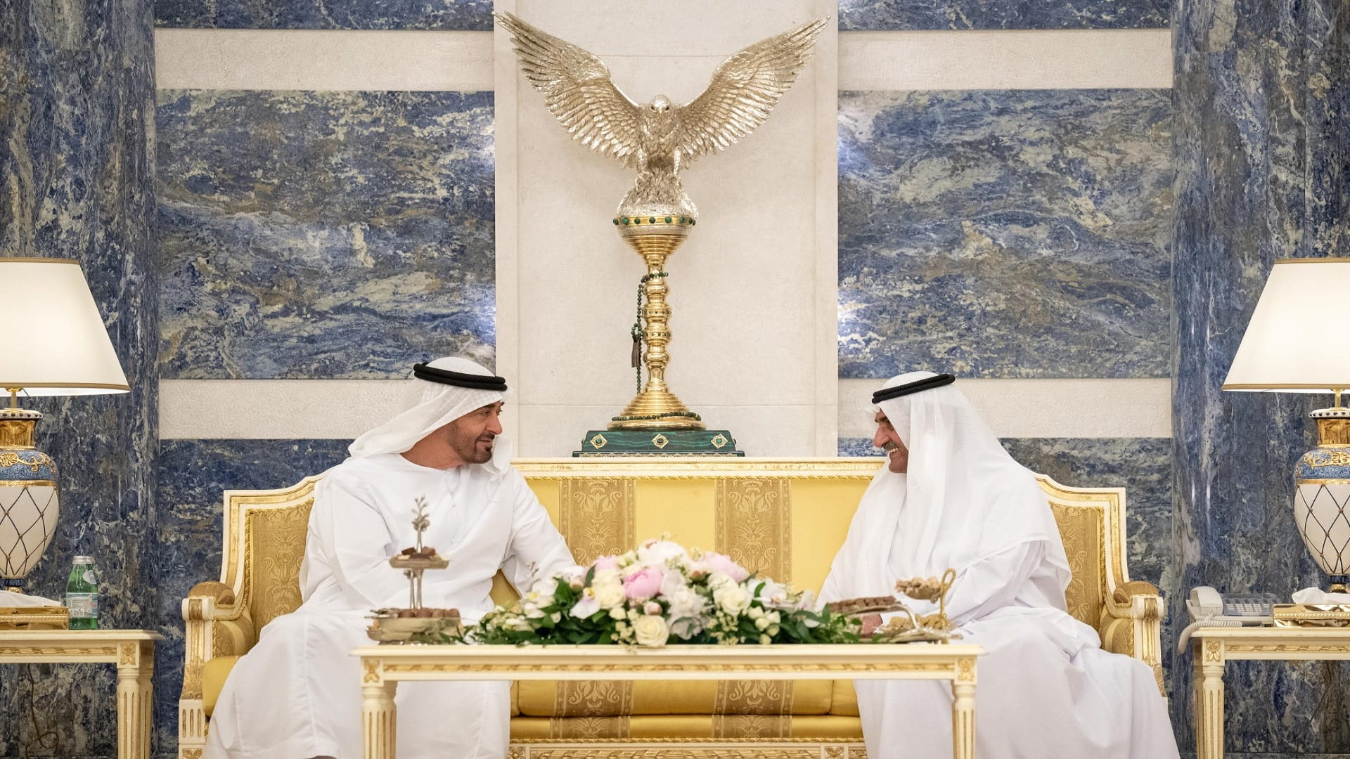 Image for the title: Mohamed bin Zayed exchanges Eid greetings with Fujairah Ruler 