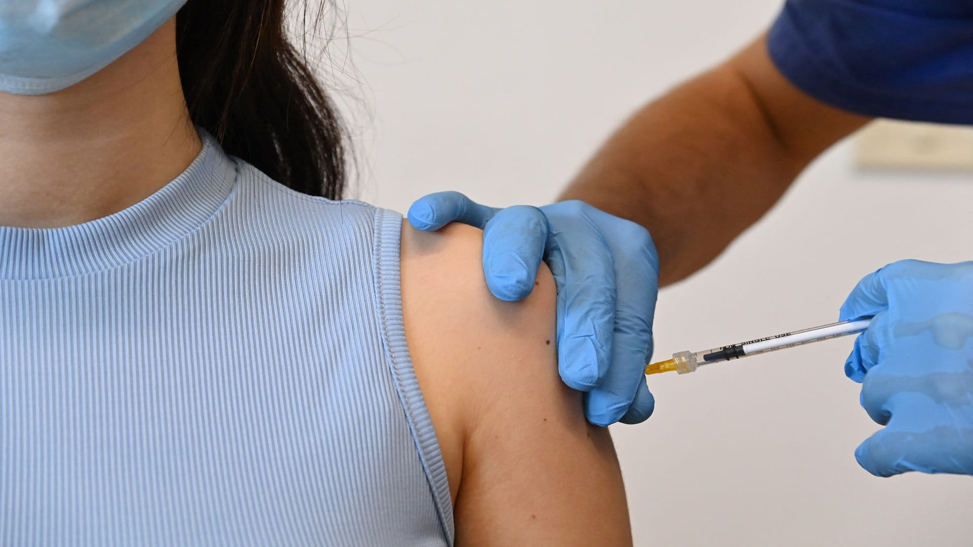 Image for the title: Italy passes 30 million vaccine dose milestone 