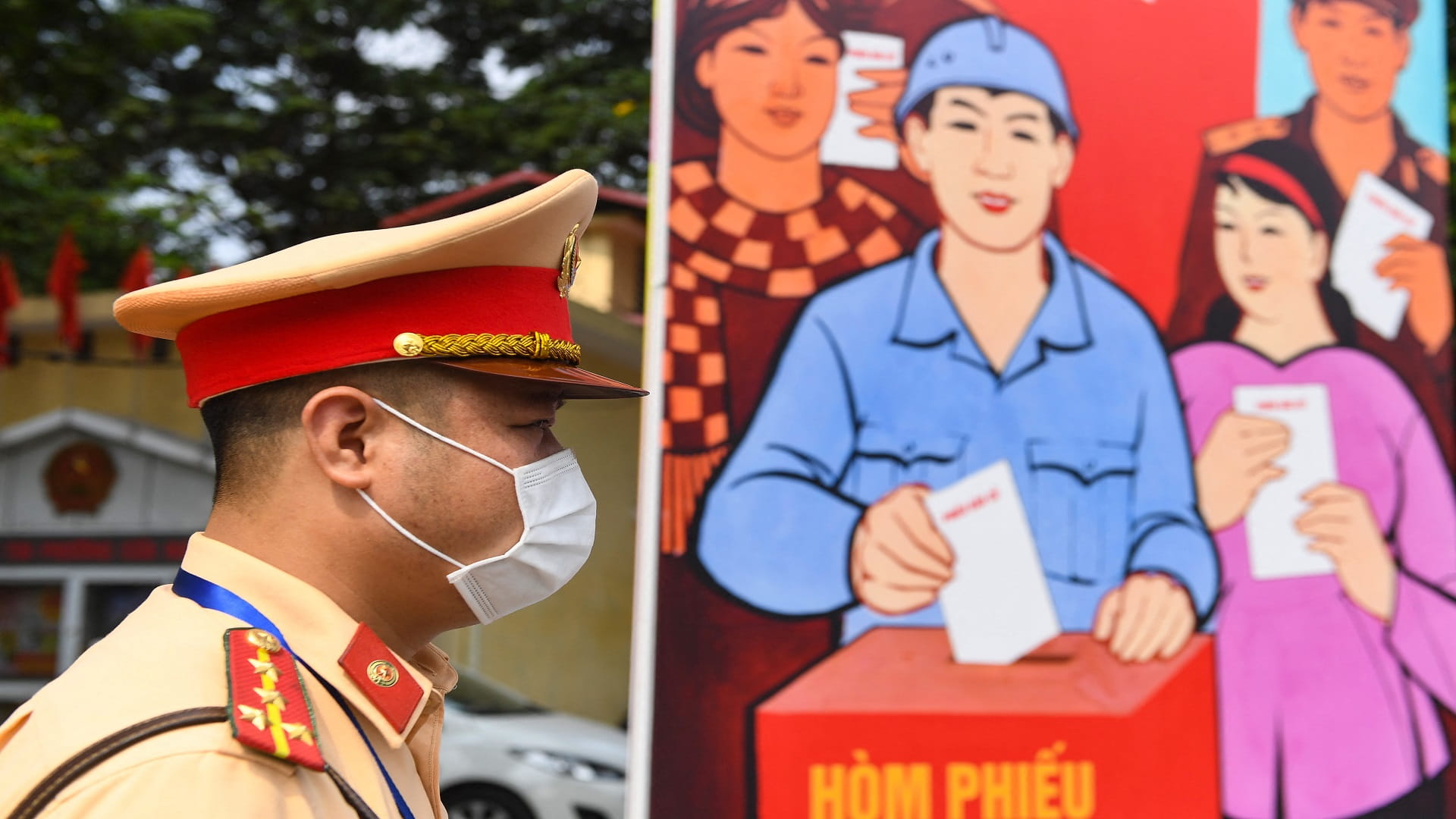 Image for the title: Vietnam holds parliament election amid new COVID-19 outbreak 