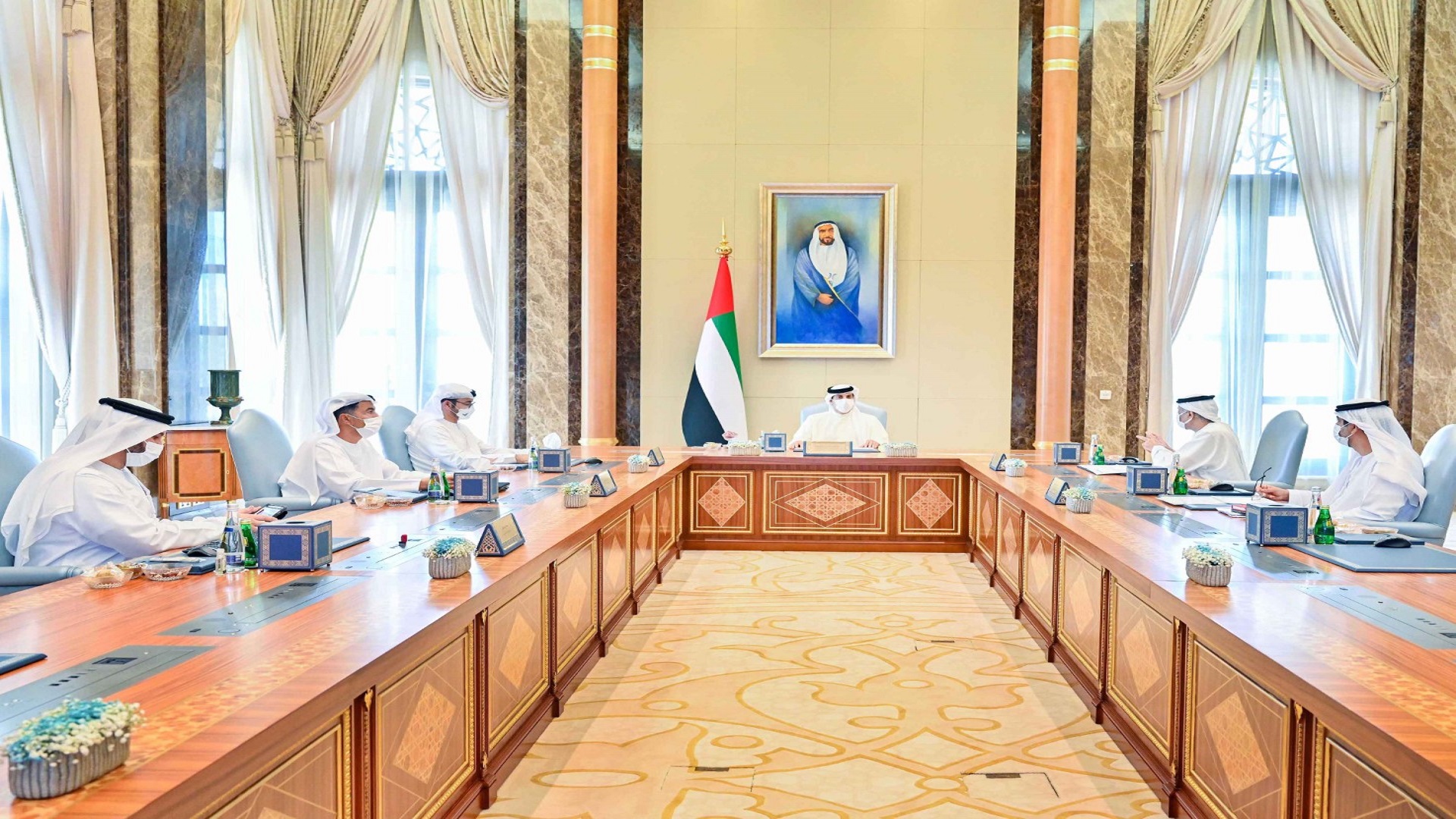 Image for the title: Mansour bin Zayed meets board of Al Etihad Credit Bureau 