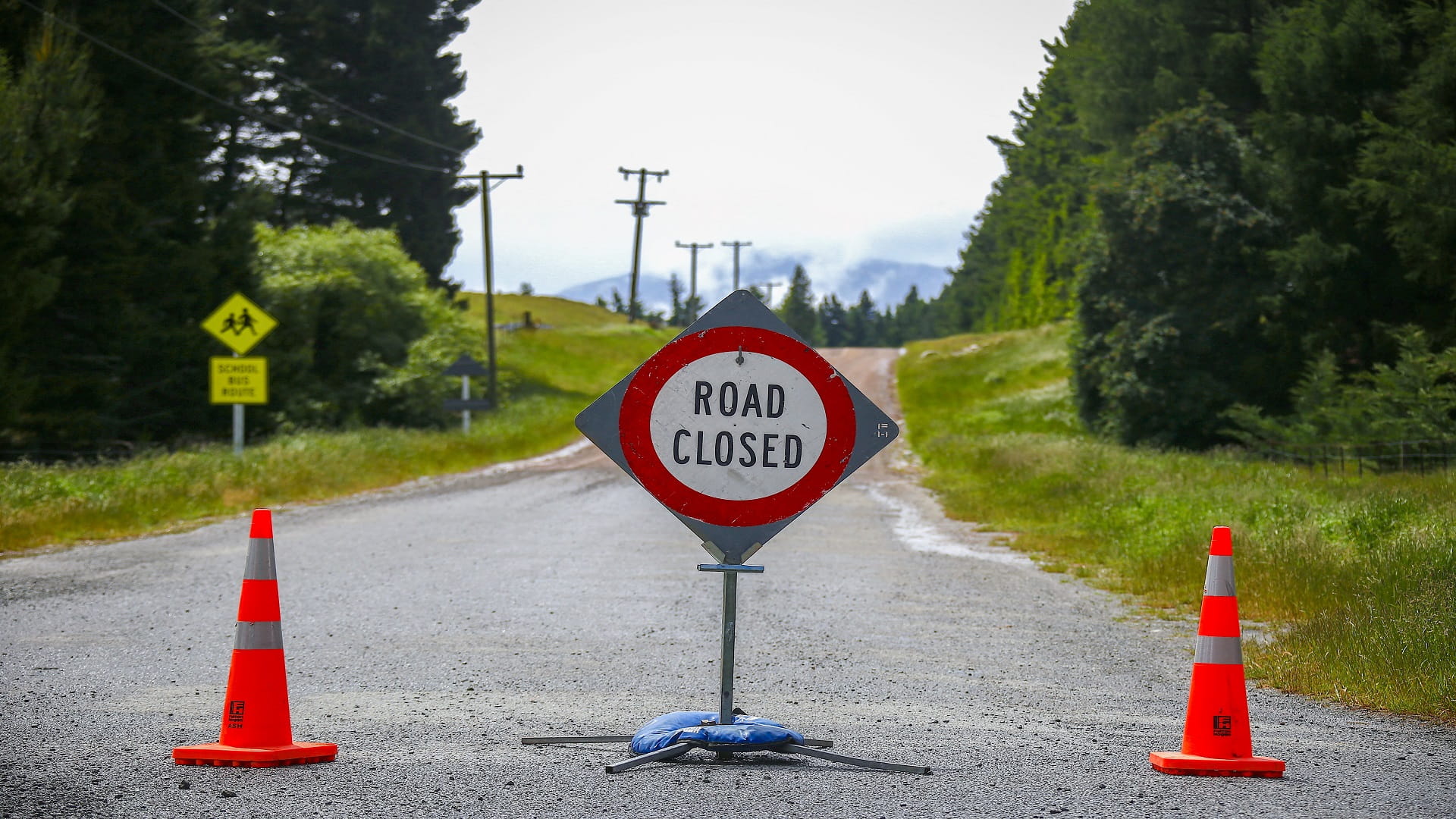 Image for the title: Thousands face evacuations in New Zealand's flooding threat 