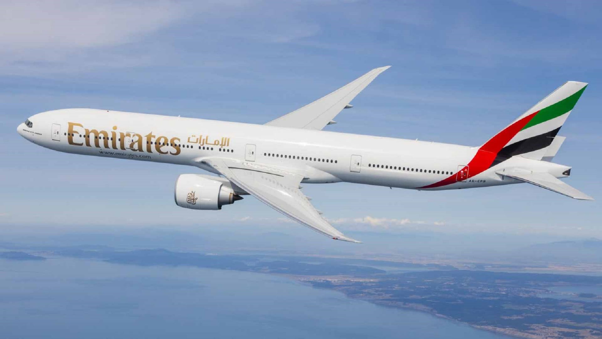 Image for the title: Emirates restarts flights to Glasgow starting 11th August 