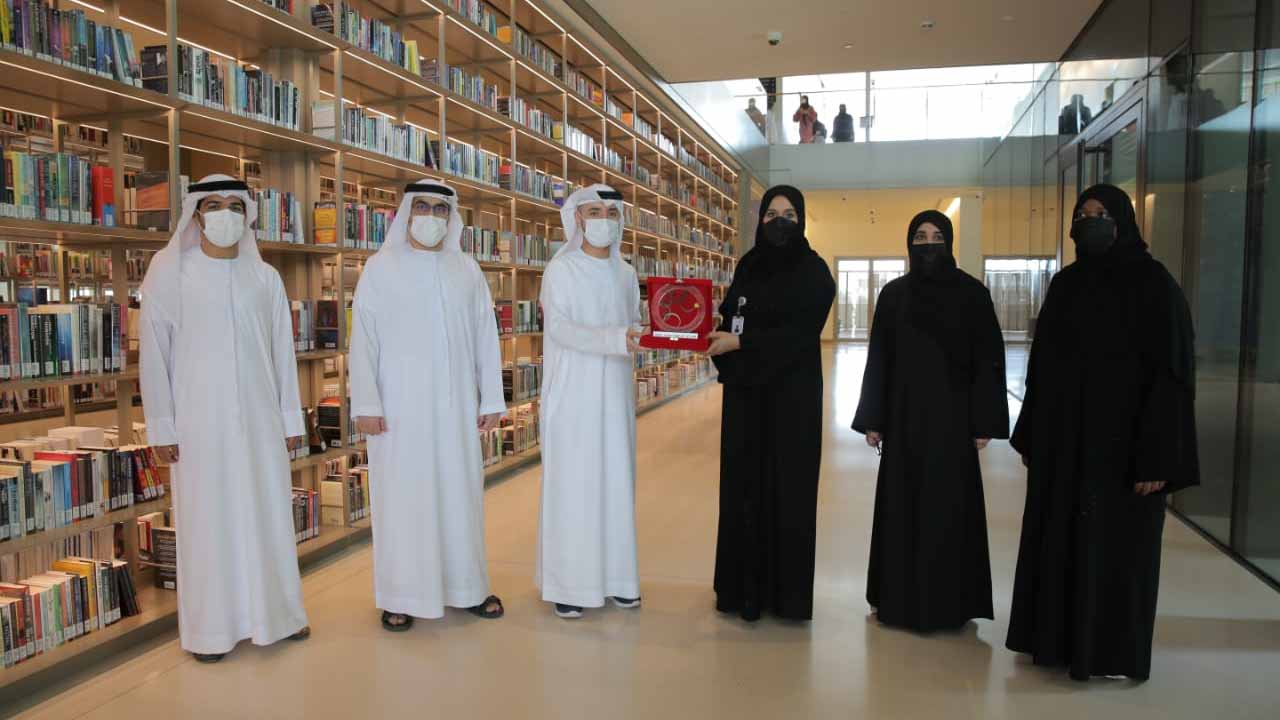 Image for the title: Sharjah Parents Council visits House of Wisdom 