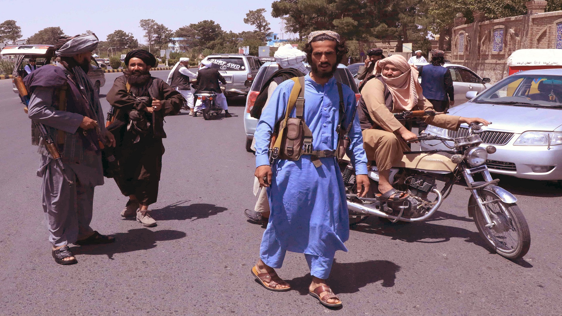 Image for the title: Taliban have started entering Kabul from all sides 