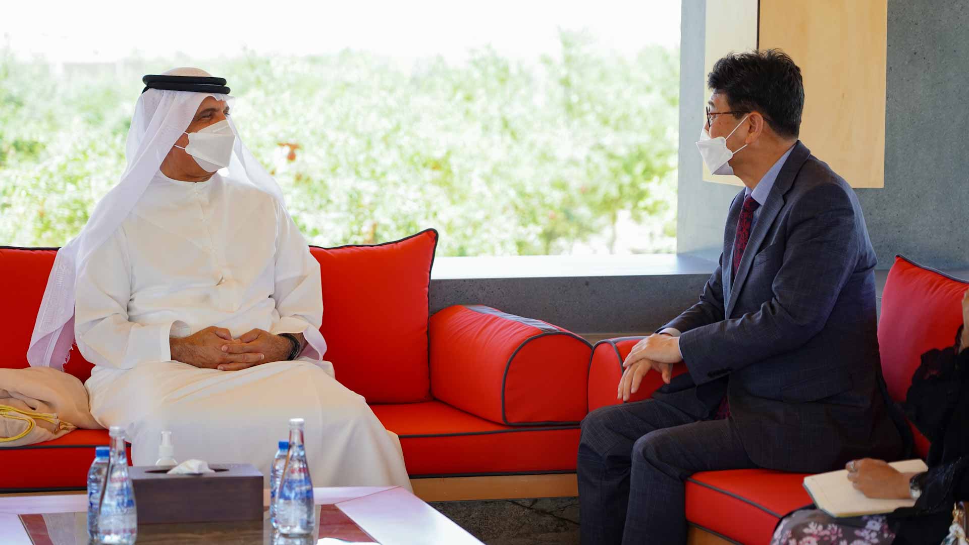 Image for the title: RAK Ruler receives Korean Consul-General 