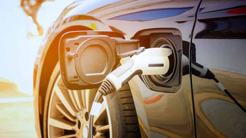 Image for the title: AD strengthens governance of EVs charging through unified tariff 