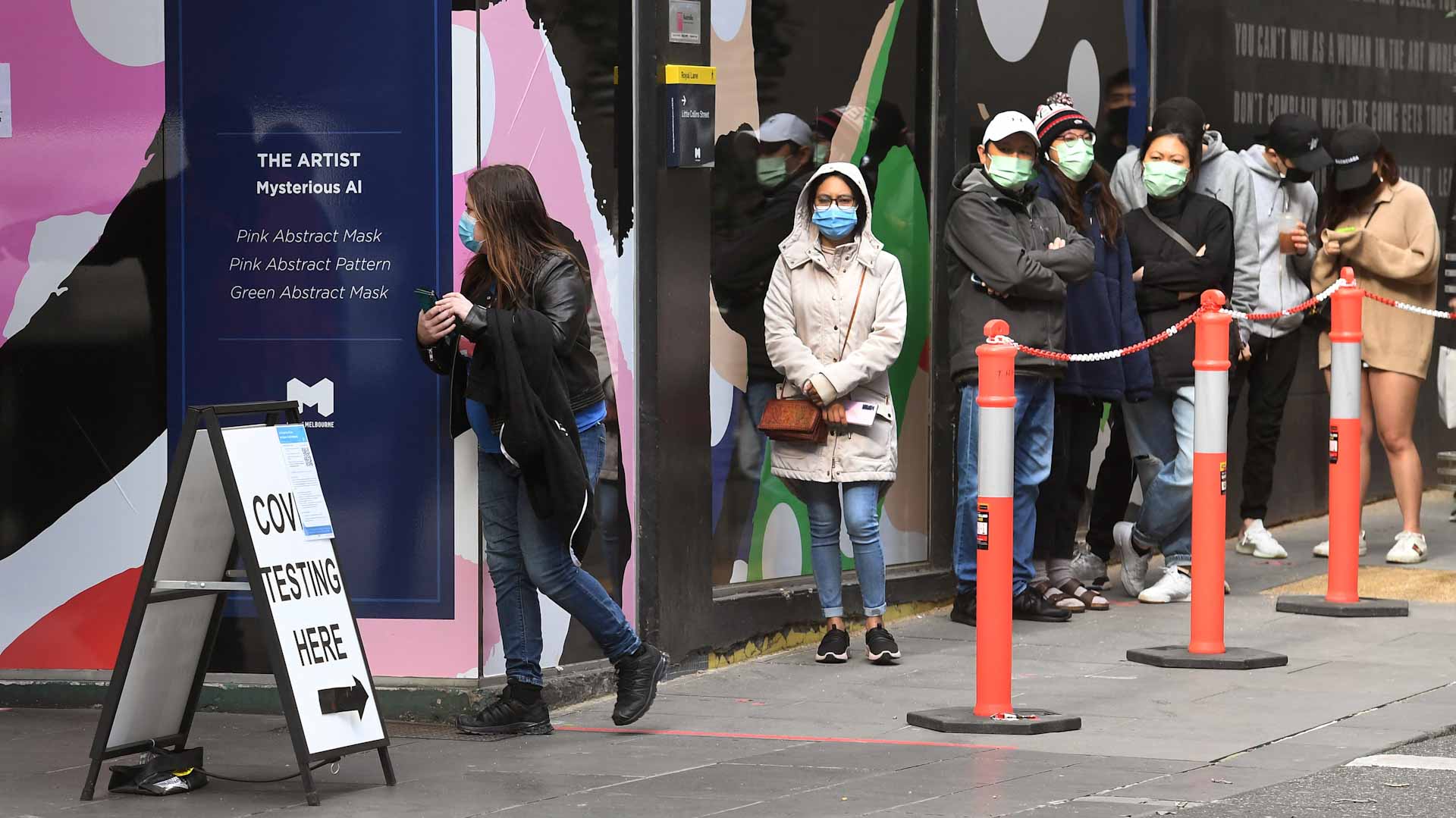 Image for the title: Sydney virus cases to 'rise substantially' amid Delta outbreak 