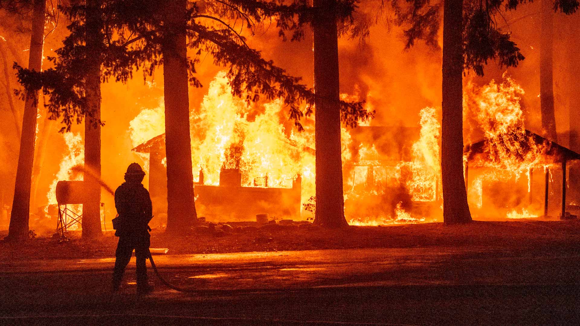 Image for the title: Crews battling California's Dixie fire brace for high winds 