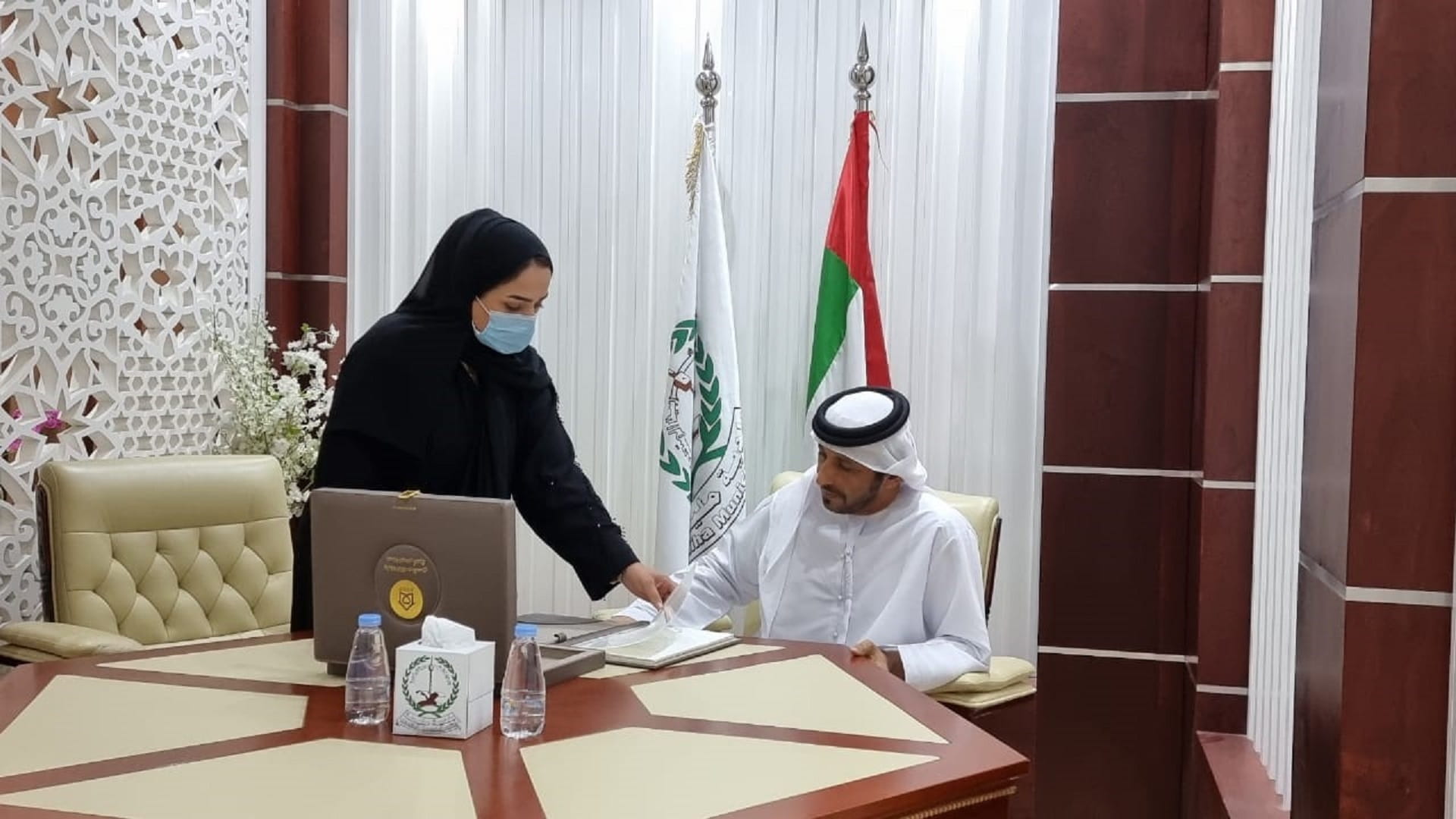 Image for the title: Mleiha Municipality signs family cohesion document 