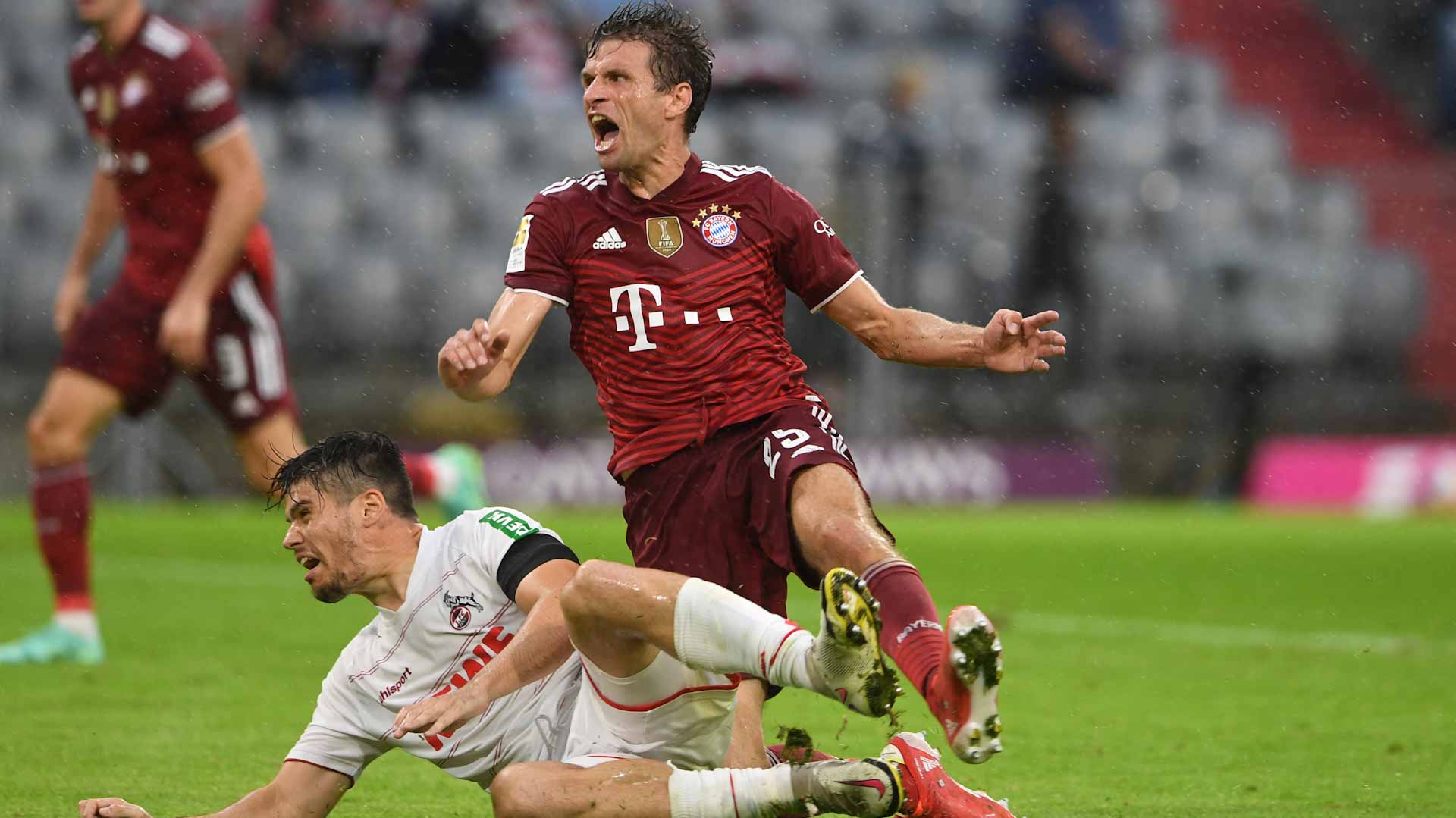 صورة بعنوان: بايرن ميونخ يستعيد نغمة الانتصارات في الدوري الألماني 