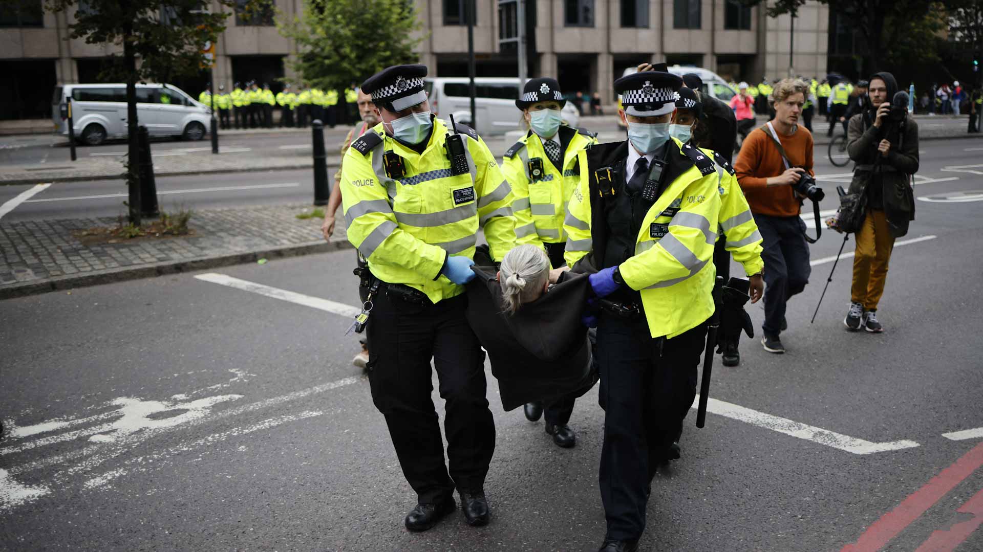 Image for the title: Extinction Rebellion protesters block London's Tower Bridge 