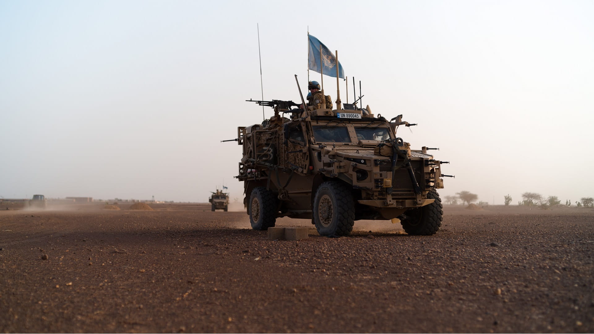 Image for the title: Two explosions hit UN camps in Mali 