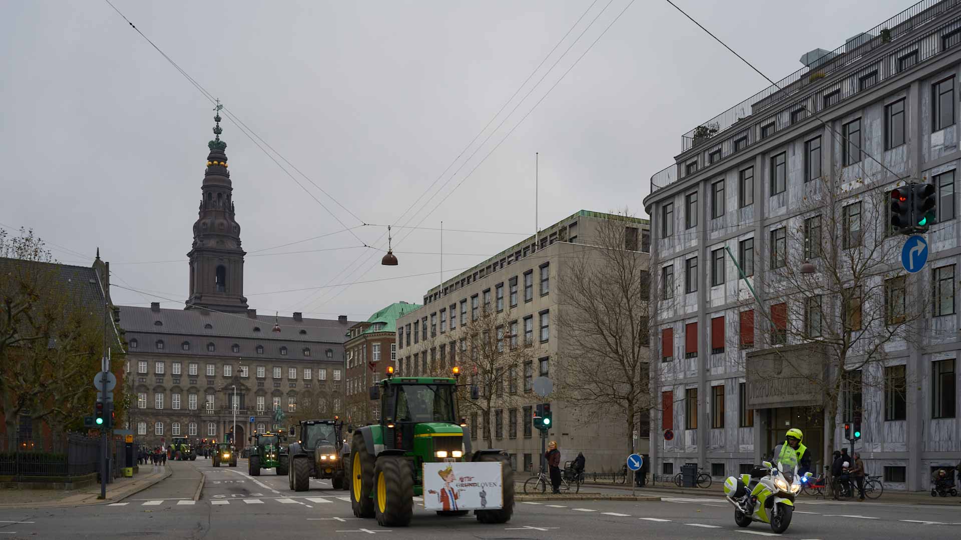 Image for the title: Denmark Covid surge leads to school closures, nightlife curbs 