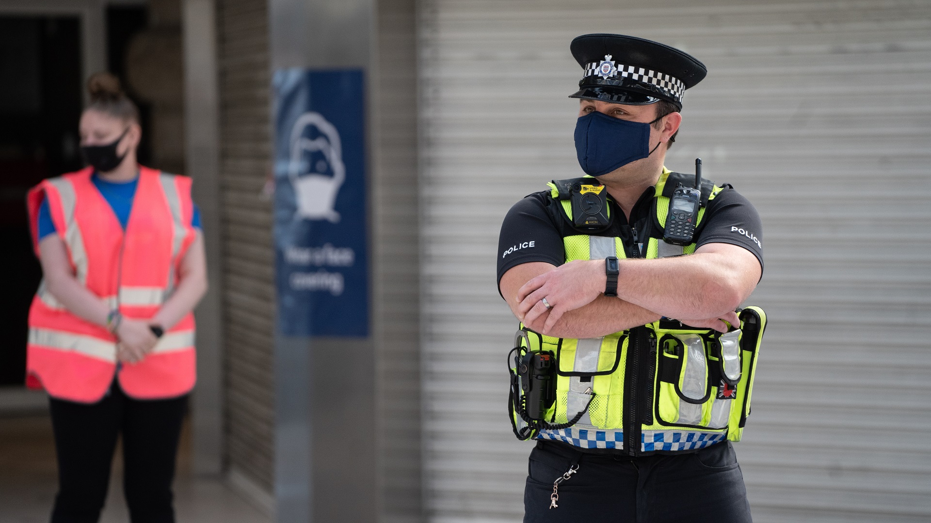 Image for the title: UK police arrest man over trespass in grounds of Windsor Castle 