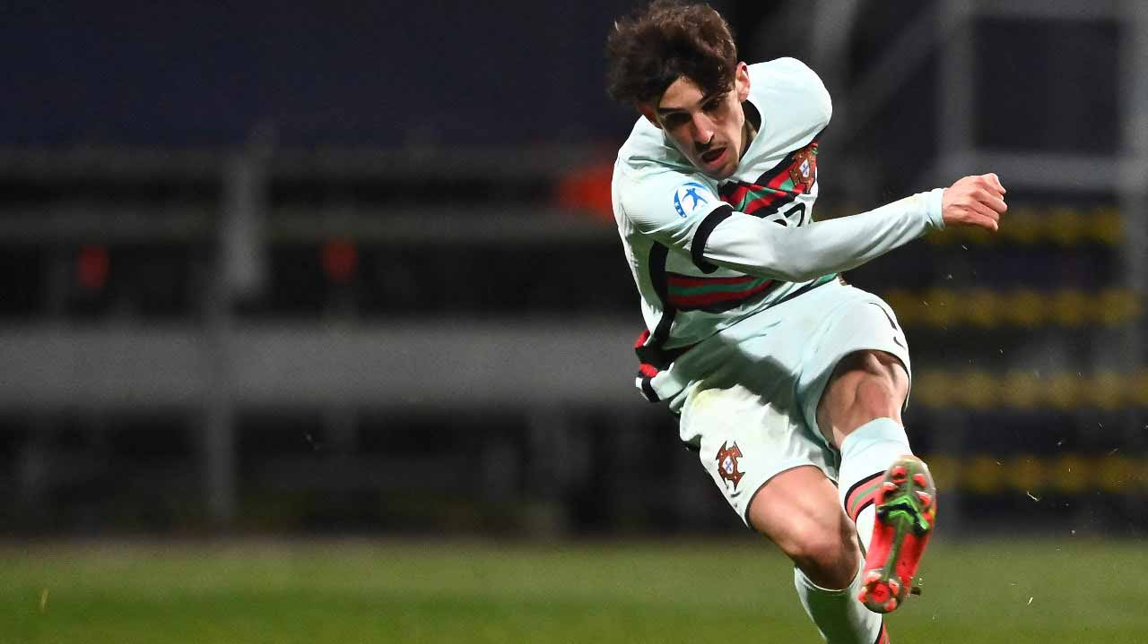 صورة بعنوان: برشلونة يُعير لاعبه البرتغالي ترينكاو إلى وولفرهامبتون 