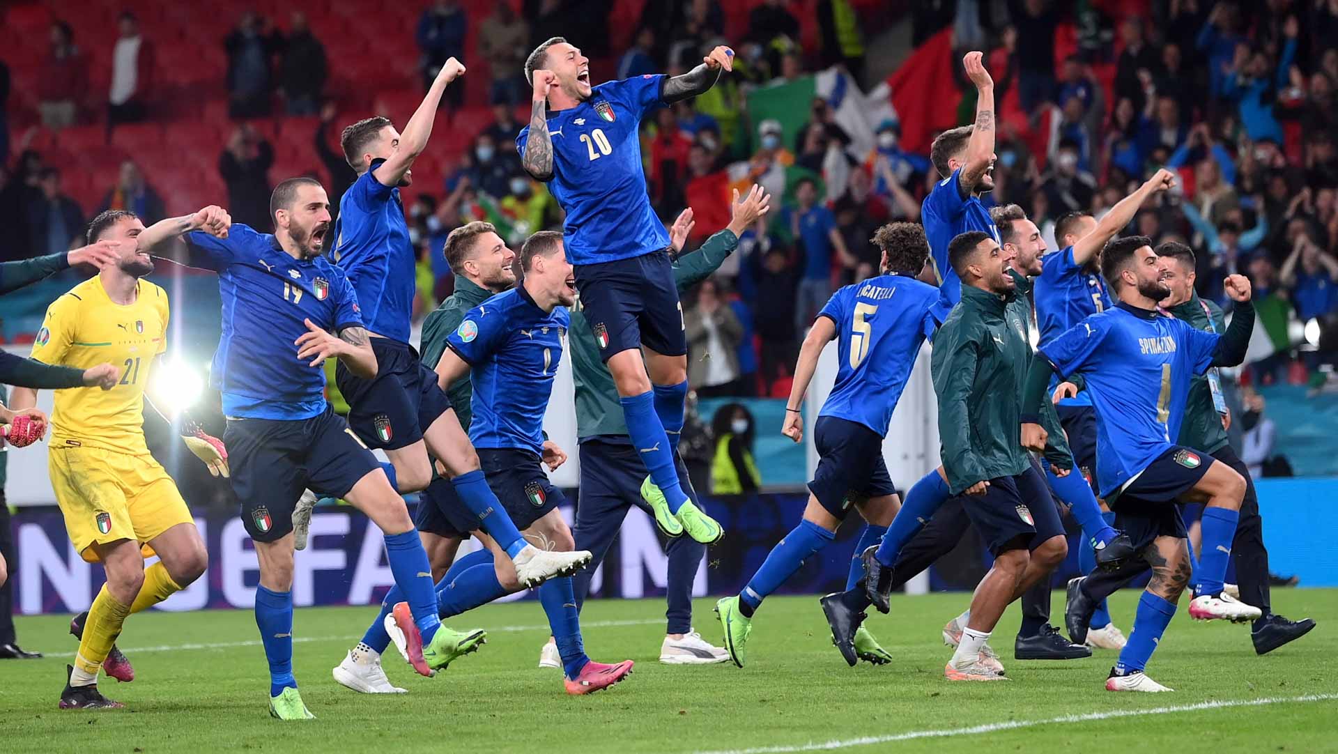 Image for the title: Italy into Euro 2020 final with shoot-out win over Spain 