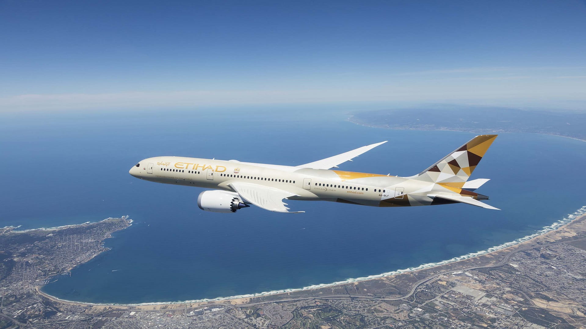 Image for the title: Etihad Airways launches new seasonal routes to Santorini, Malaga