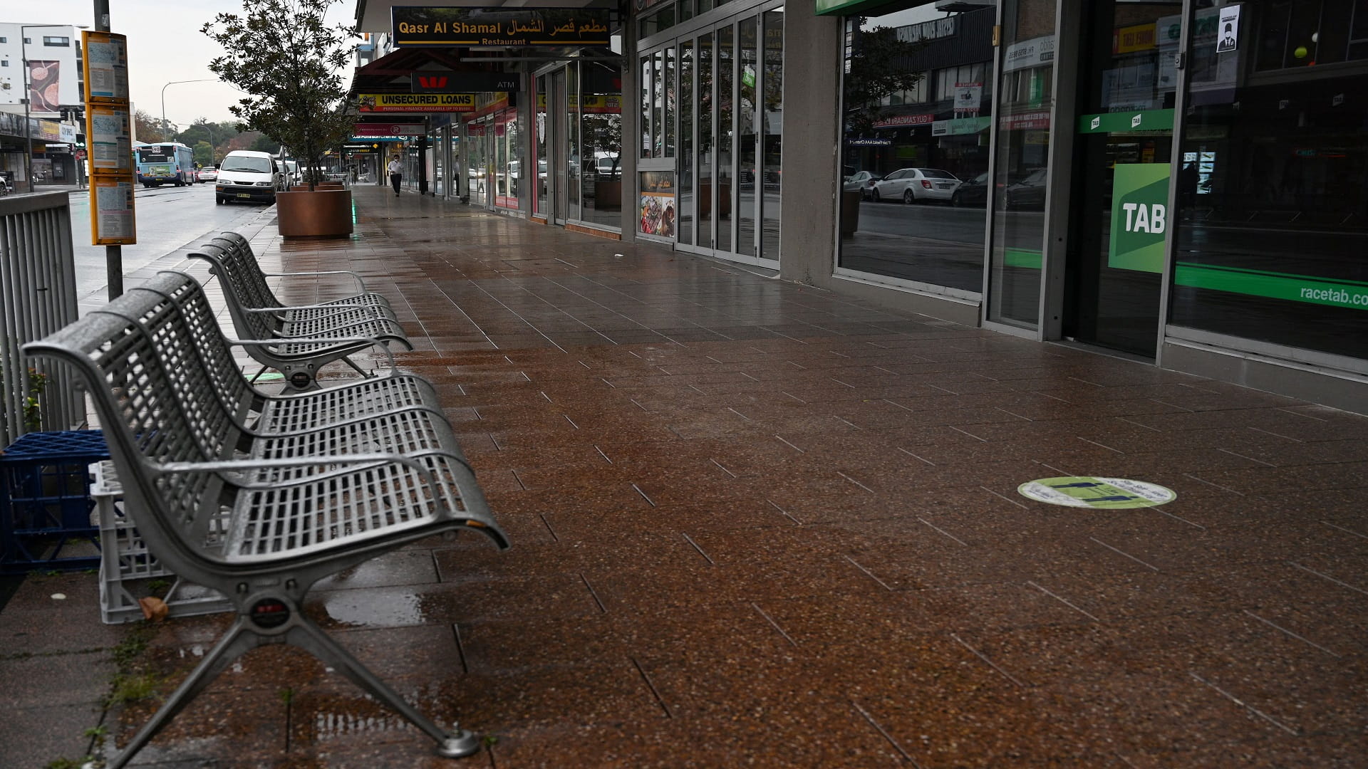 Image for the title: Australia's COVID-19 outbreak grows despite Sydney lockdown 