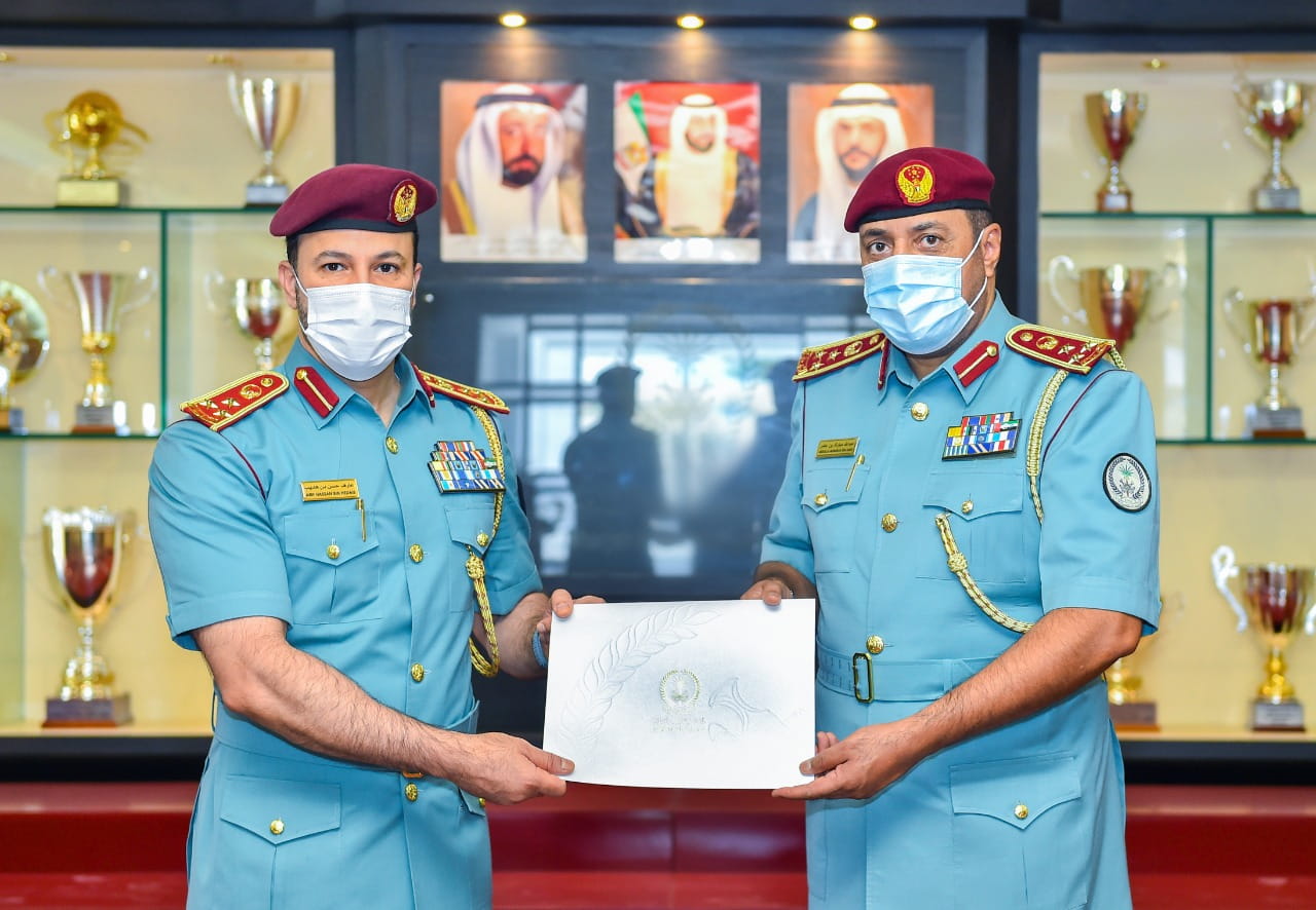 Image for the title: Sharjah Police honours institutional performance department staff 