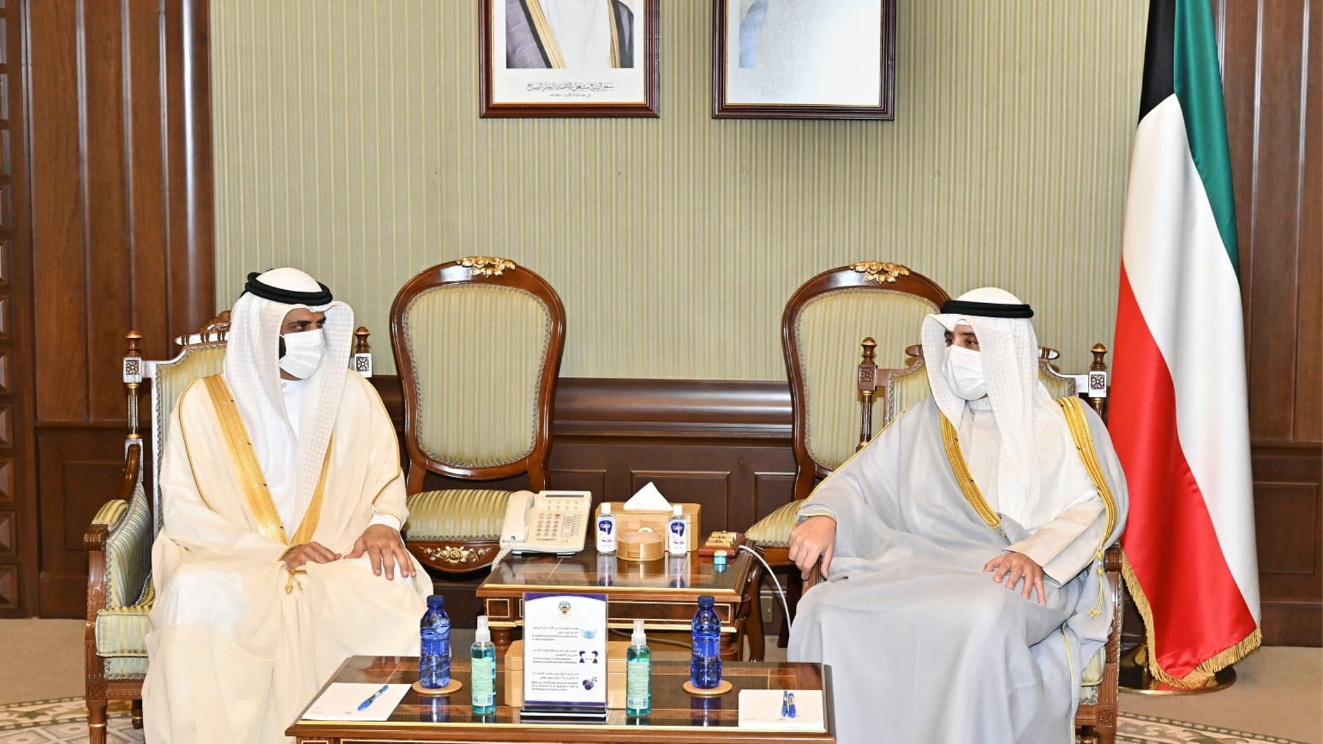 Image for the title: Kuwaiti Minister of Foreign Affairs receives FNC delegation 