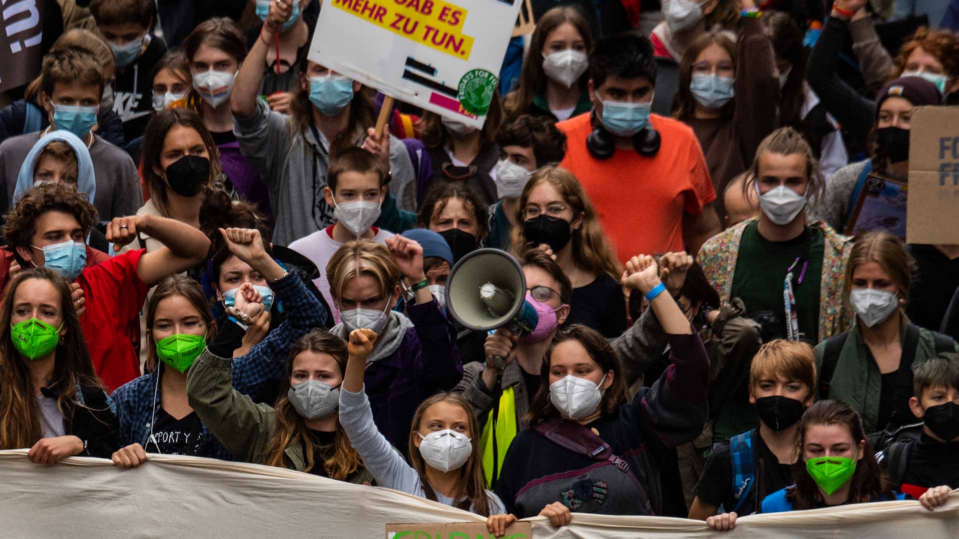 Image for the title: Climate activists protest at Swedish airports, 16 arrests 