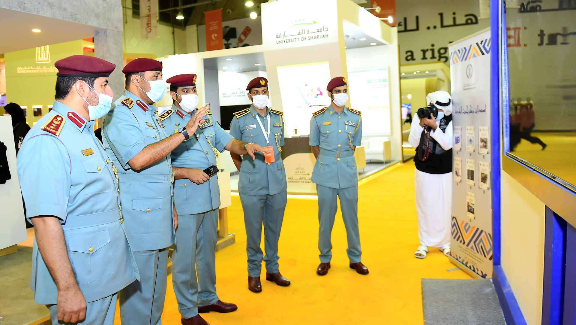 Image for the title: Bin Amer attends the Digital Security Library launch at SIBF 