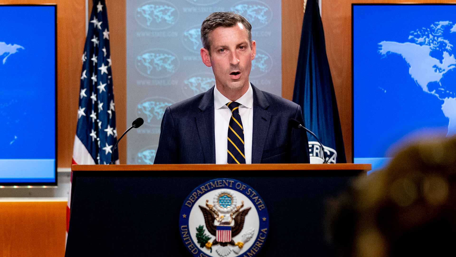 Image for the title: US calls on Belarus to stop 'orchestrating' migrant influx 