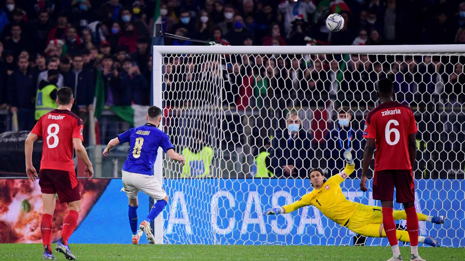 Image for the title: Italy draw with Switzerland to leave top spot still up for grabs 