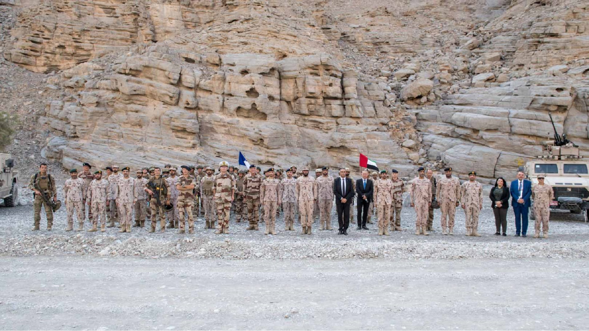 Image for the title: Joint Emirati-French military exercise concludes 