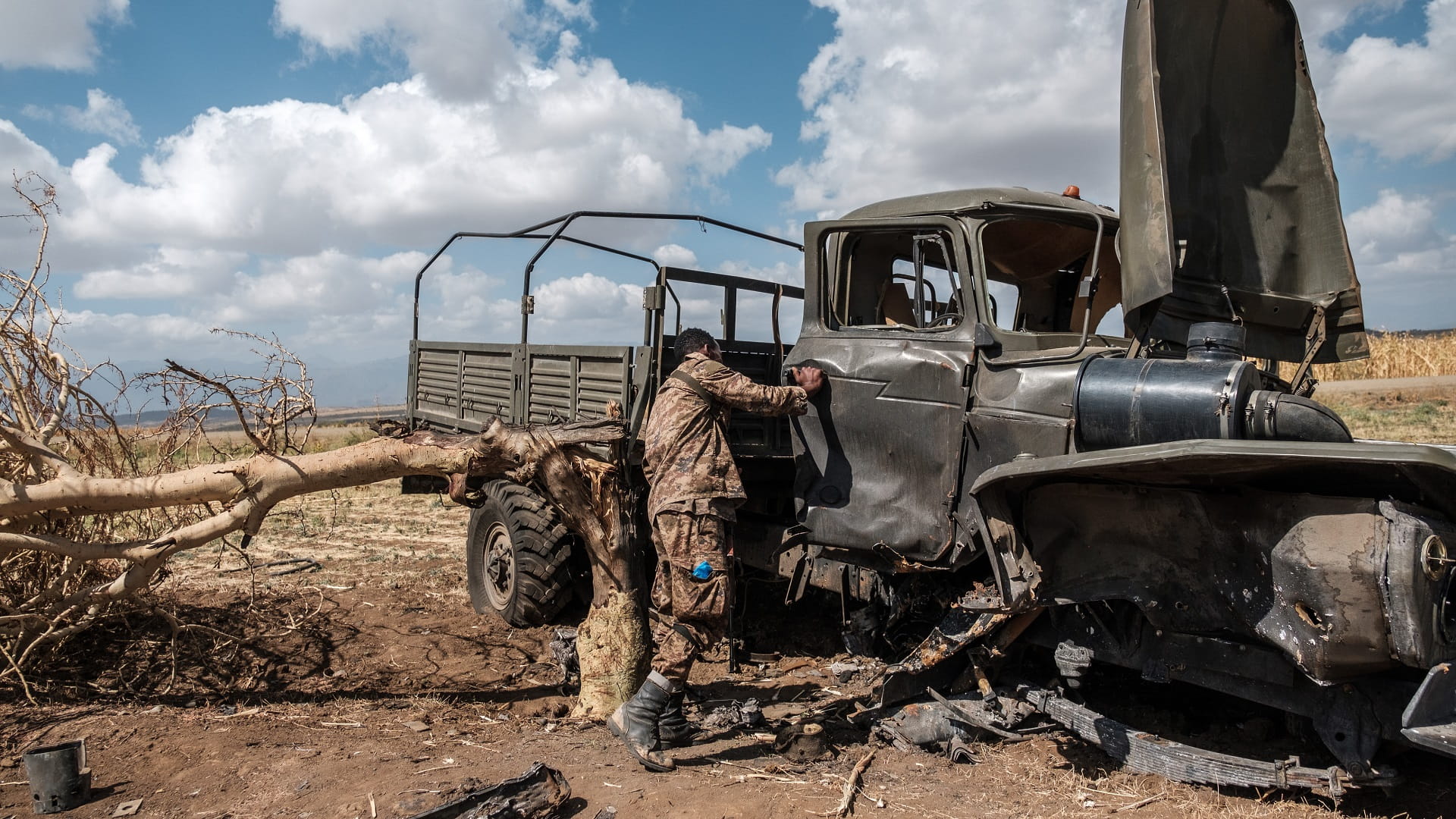 Image for the title: UN to evacuate families of international staff from Ethiopia 