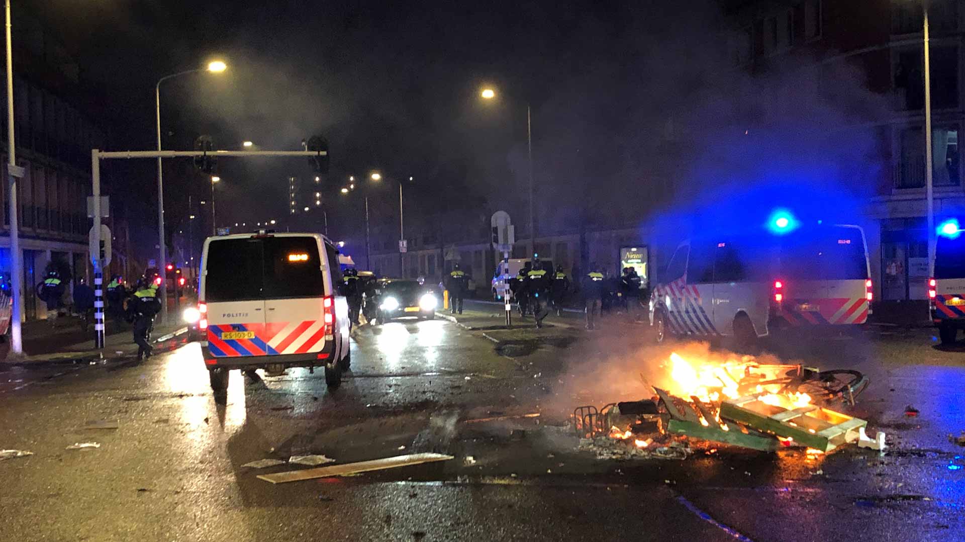 Image for the title: Riot-hit Dutch brace for new Covid curbs 