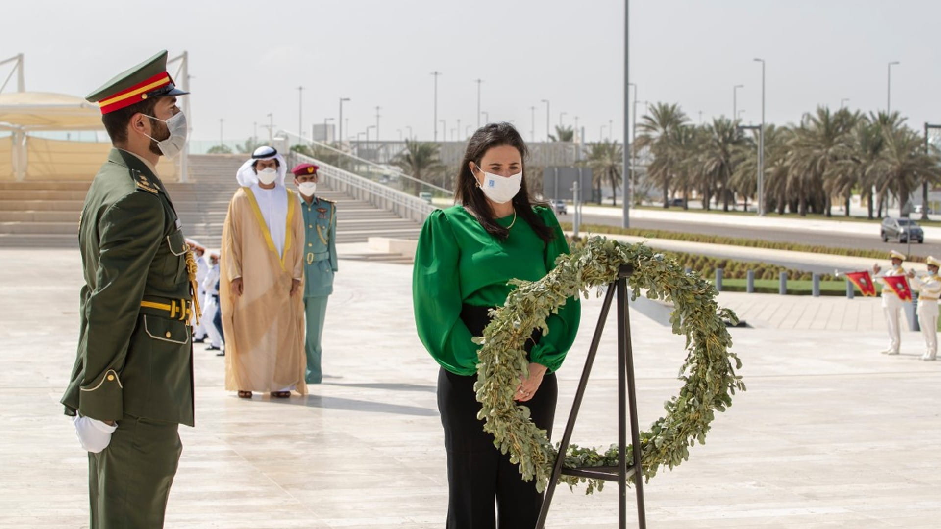 Image for the title: Khalifa bin Tahnoun receives Israeli IM in Wahat Al Karama 