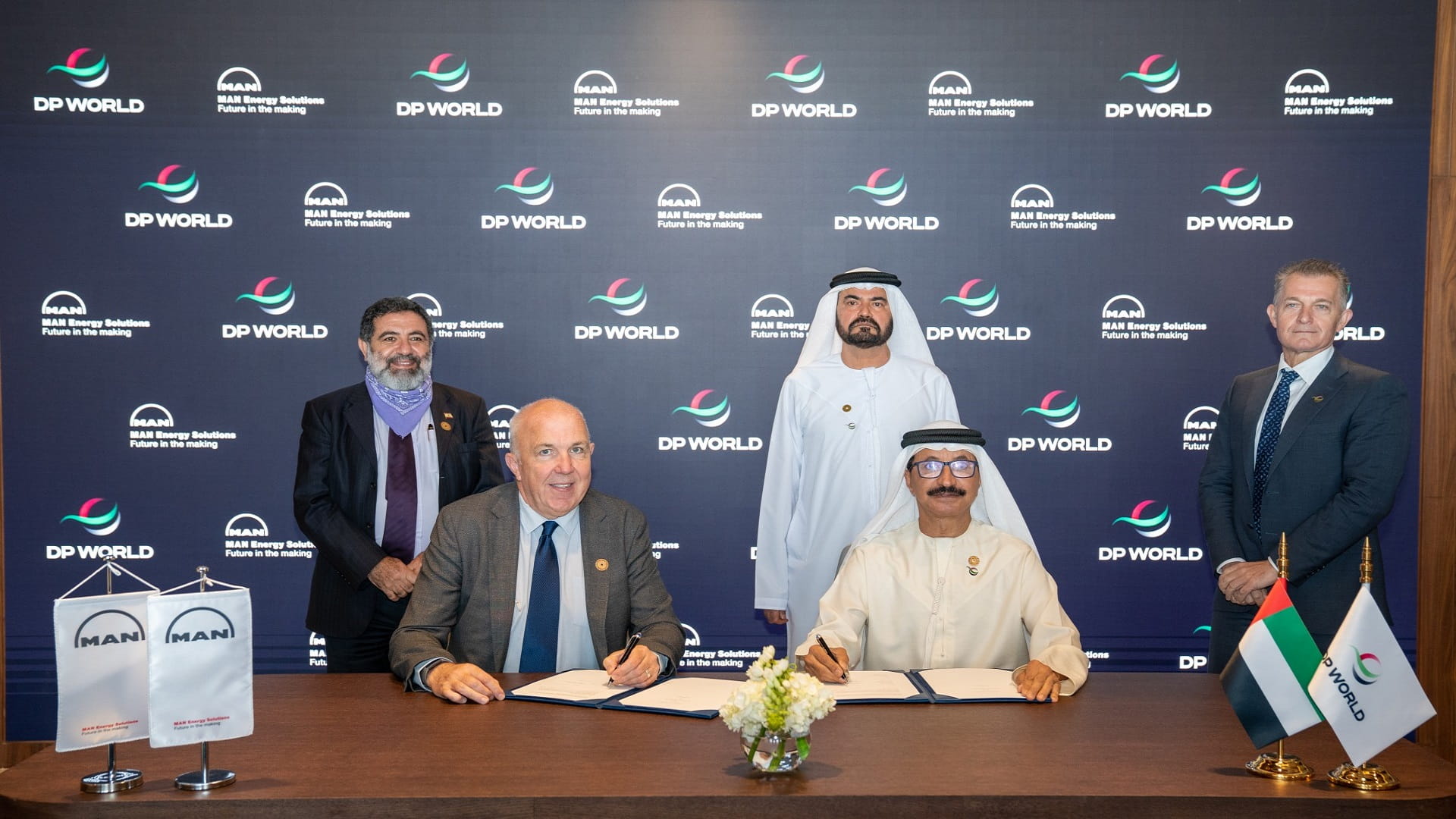 Image for the title: MAN Energy Solutions, DP World sign cooperation agreement 