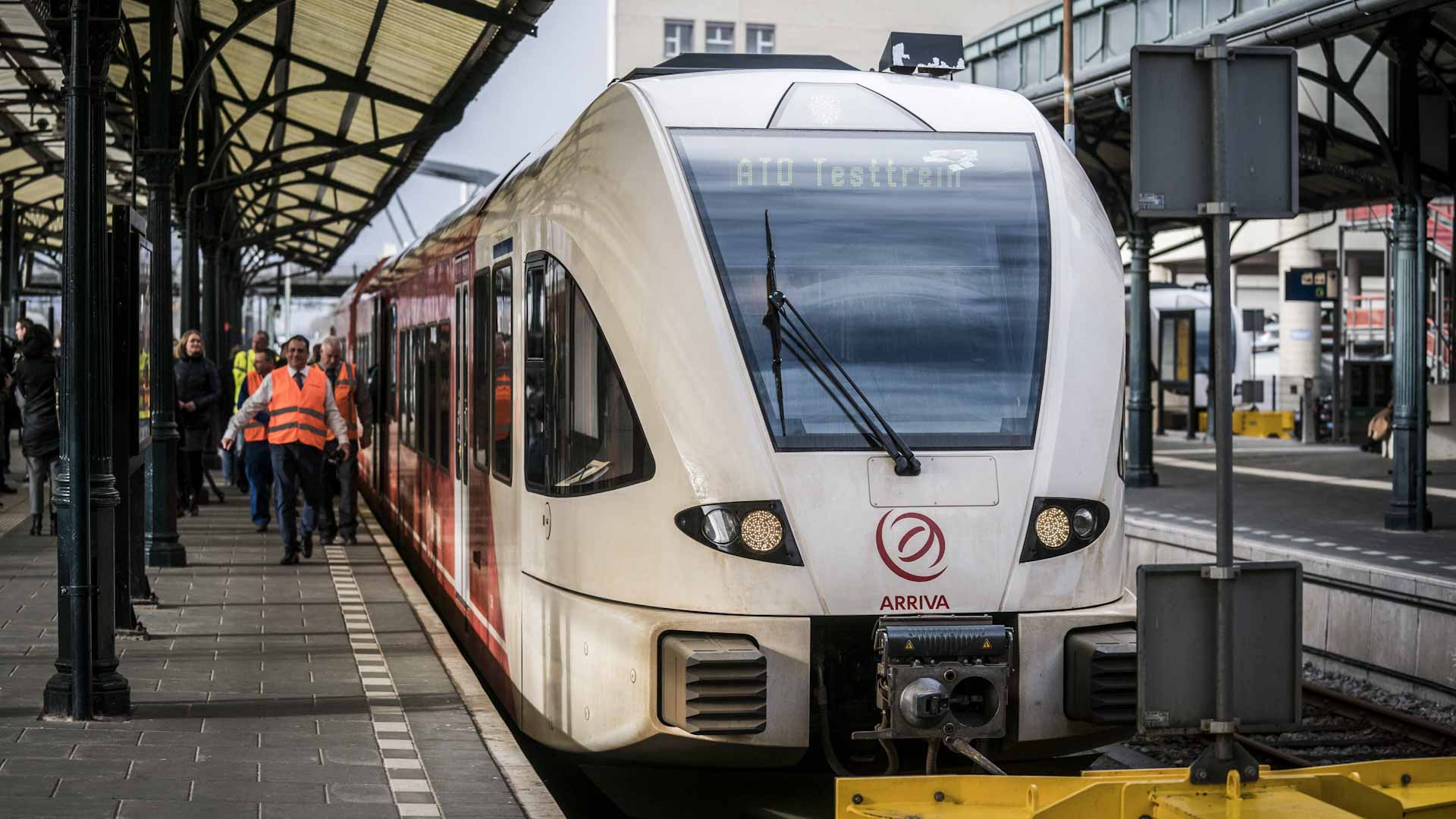 Image for the title: Germany unveils first self-driving train 